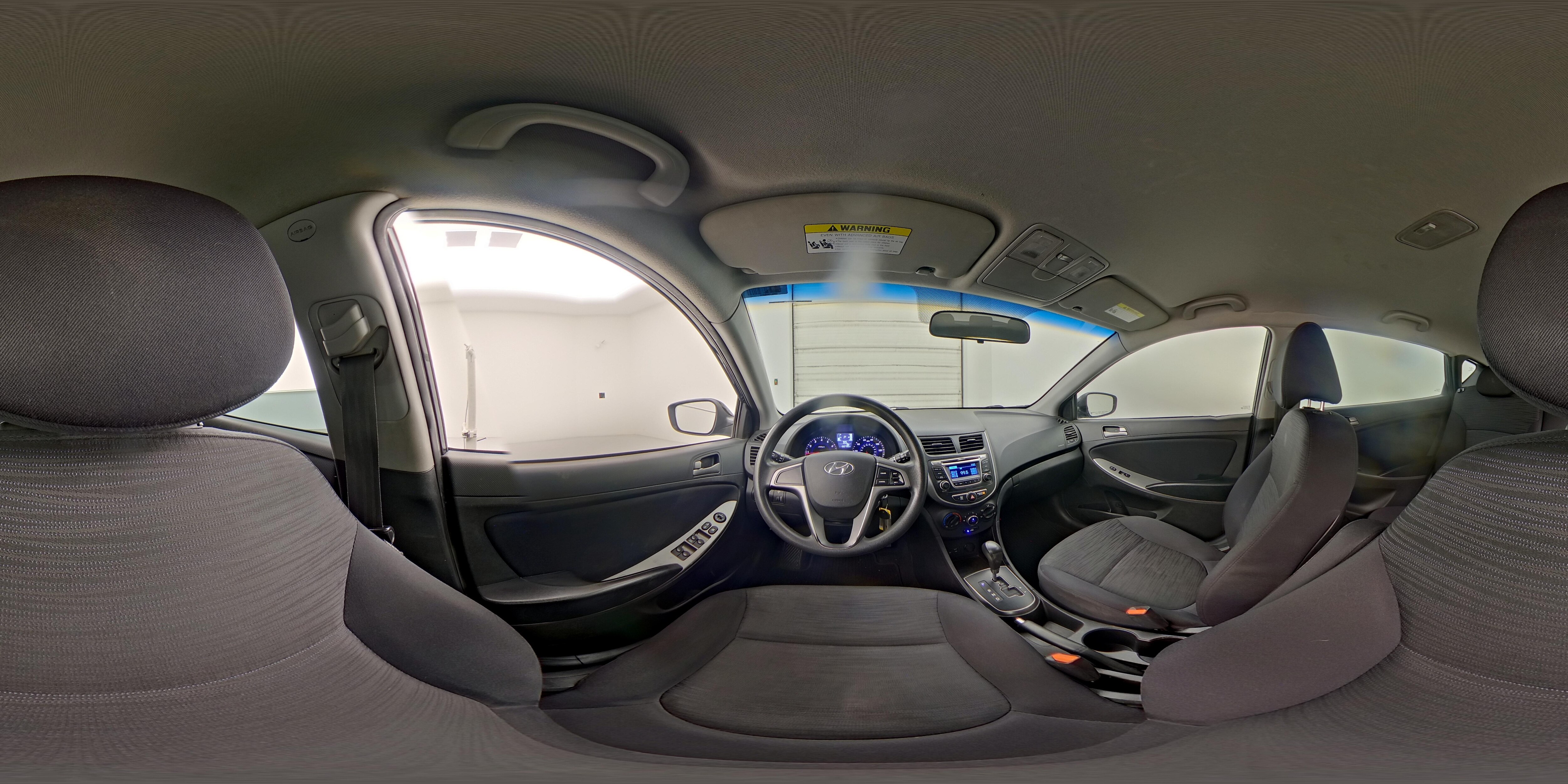 2016 Hyundai Accent SE - Photo 26