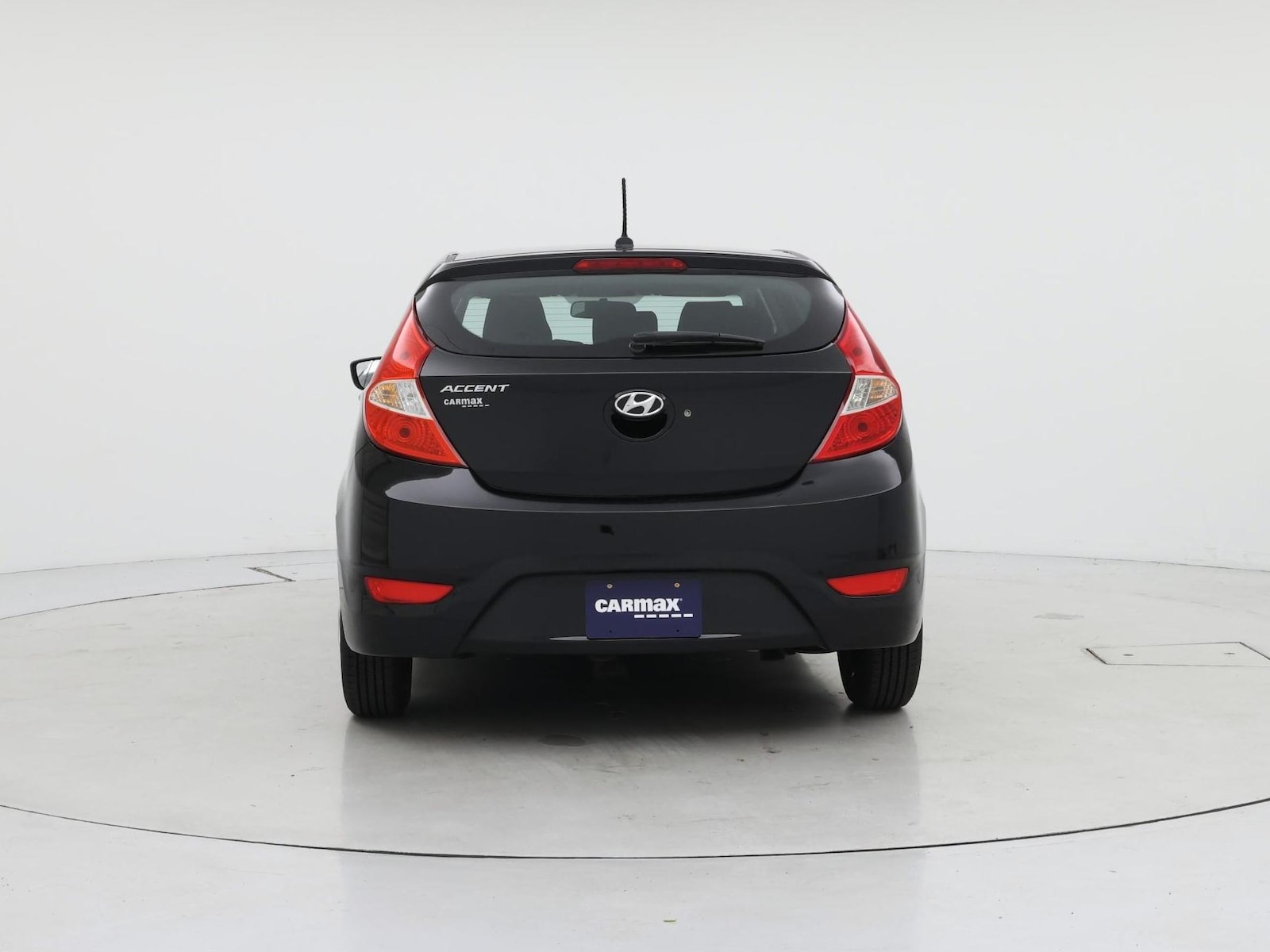 2016 Hyundai Accent SE - Photo 7