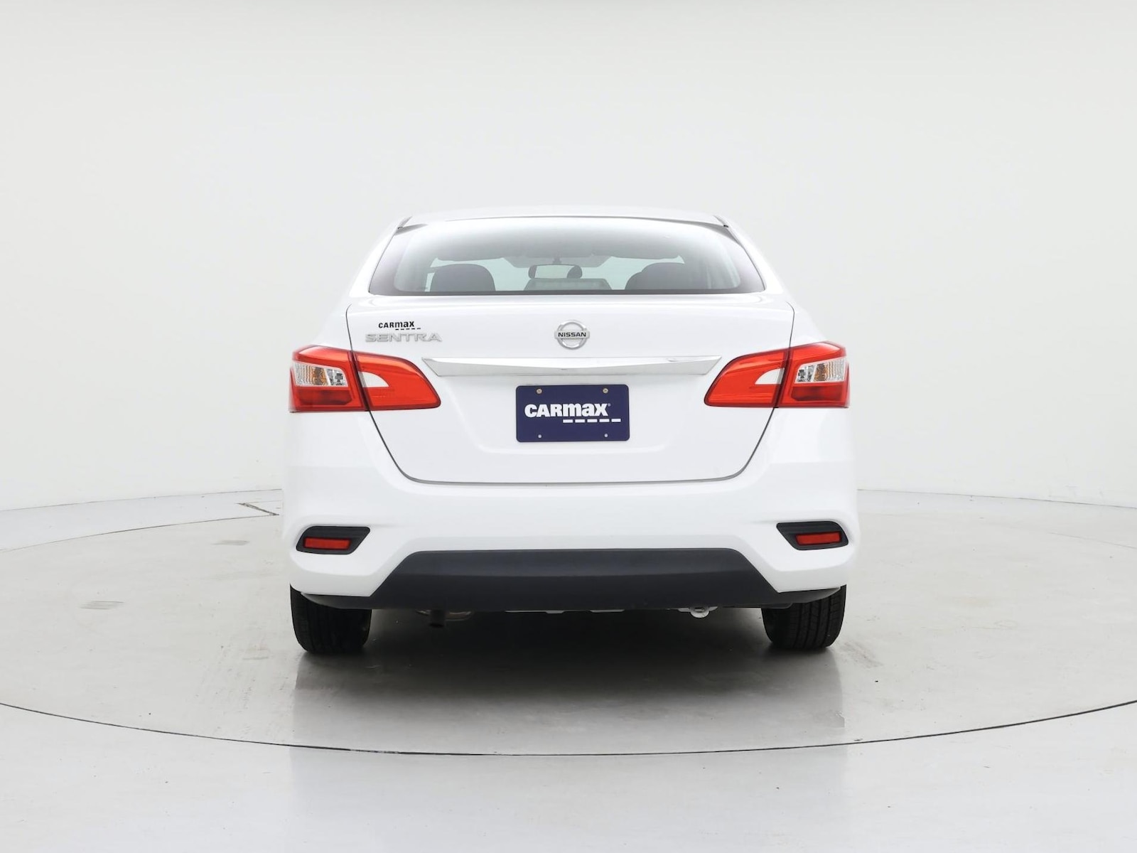 2017 Nissan Sentra S - Photo 7