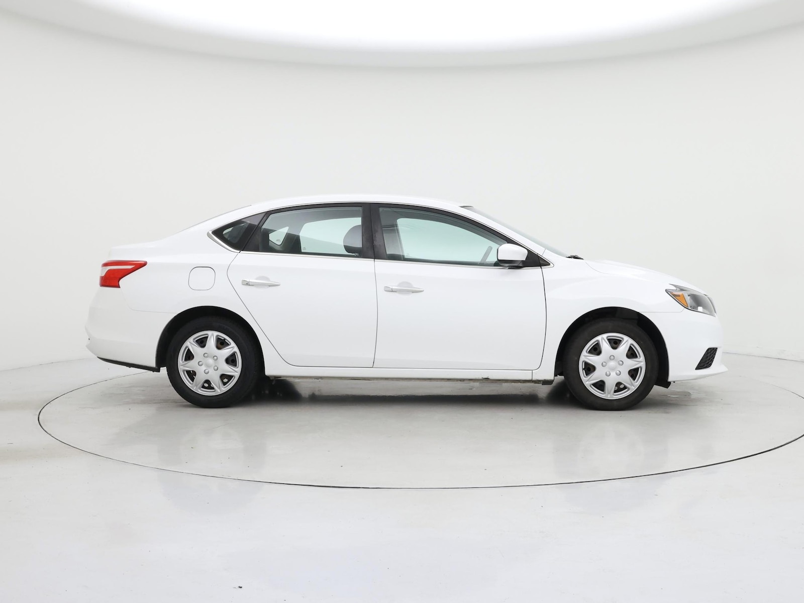 2017 Nissan Sentra S - Photo 8