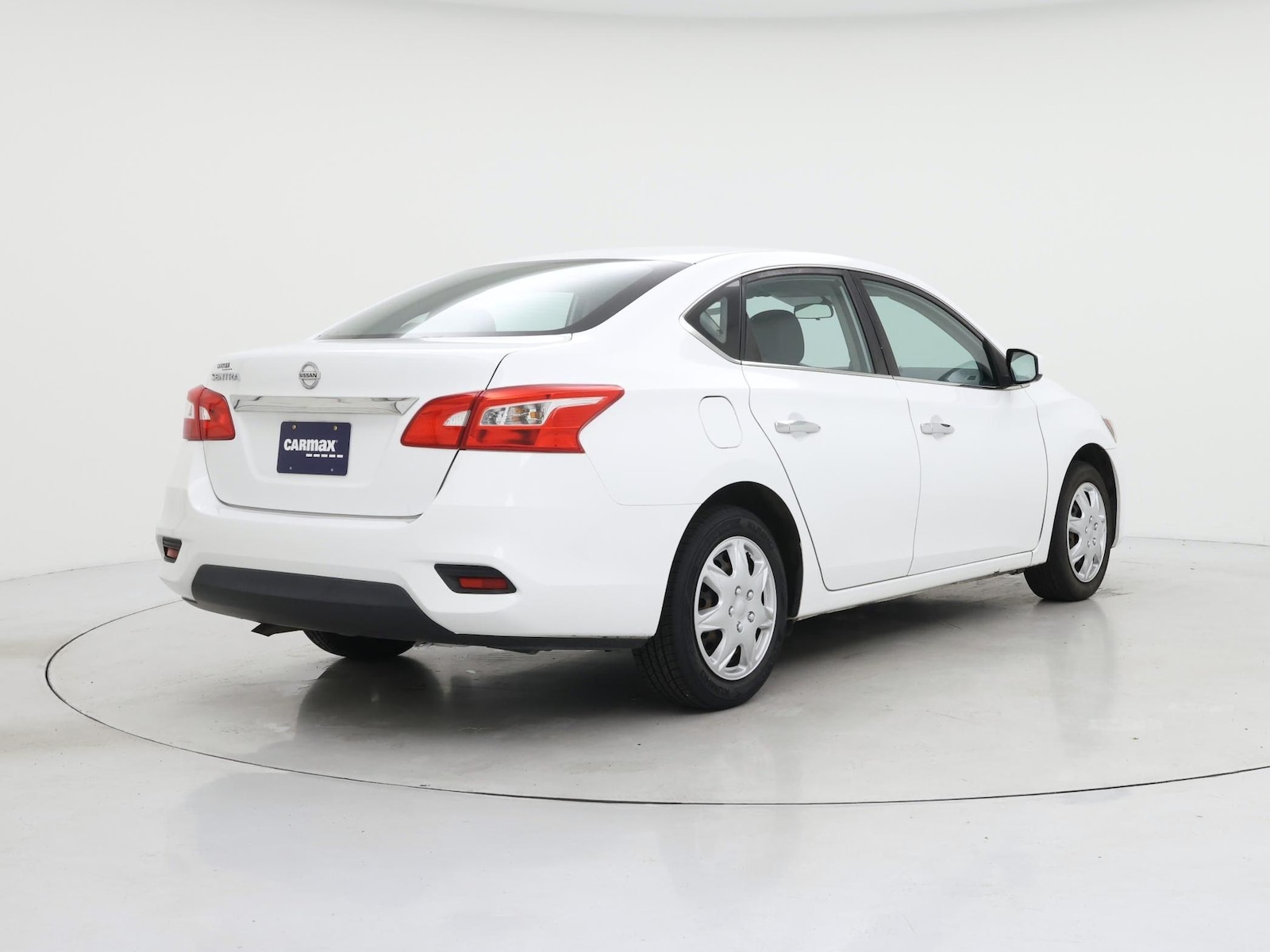 2017 Nissan Sentra S - Photo 9