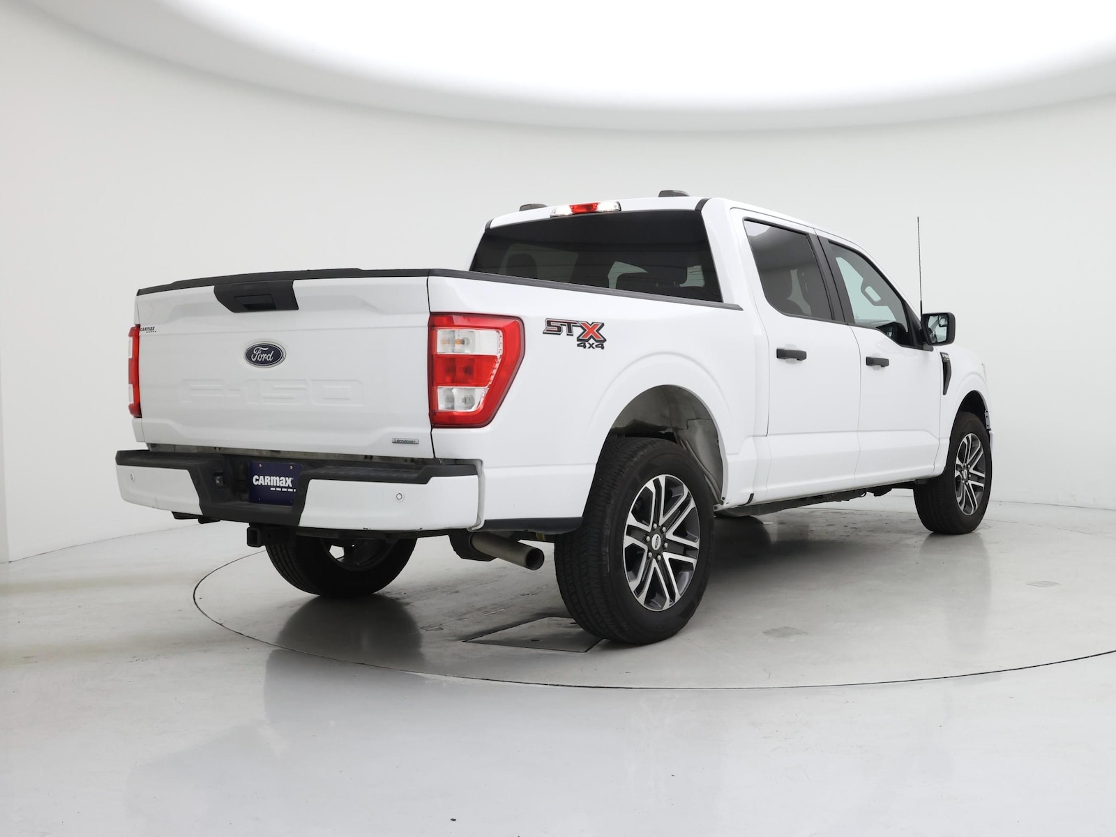 2022 Ford F-150 XL - Photo 9