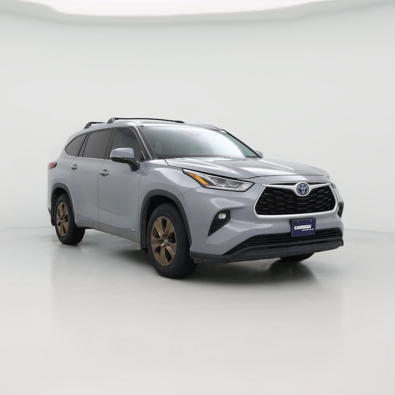 2022 Toyota Highlander Hybrid XLE Bronze