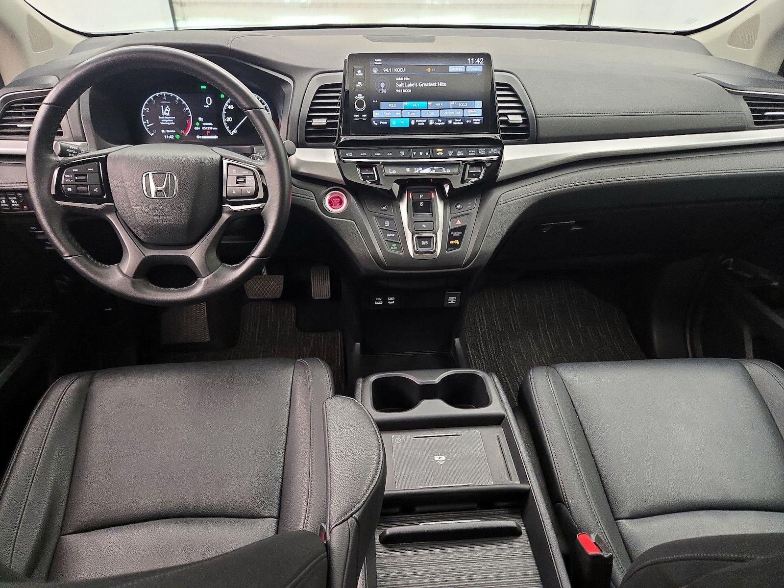 Apple CarPlay® & Android Auto™