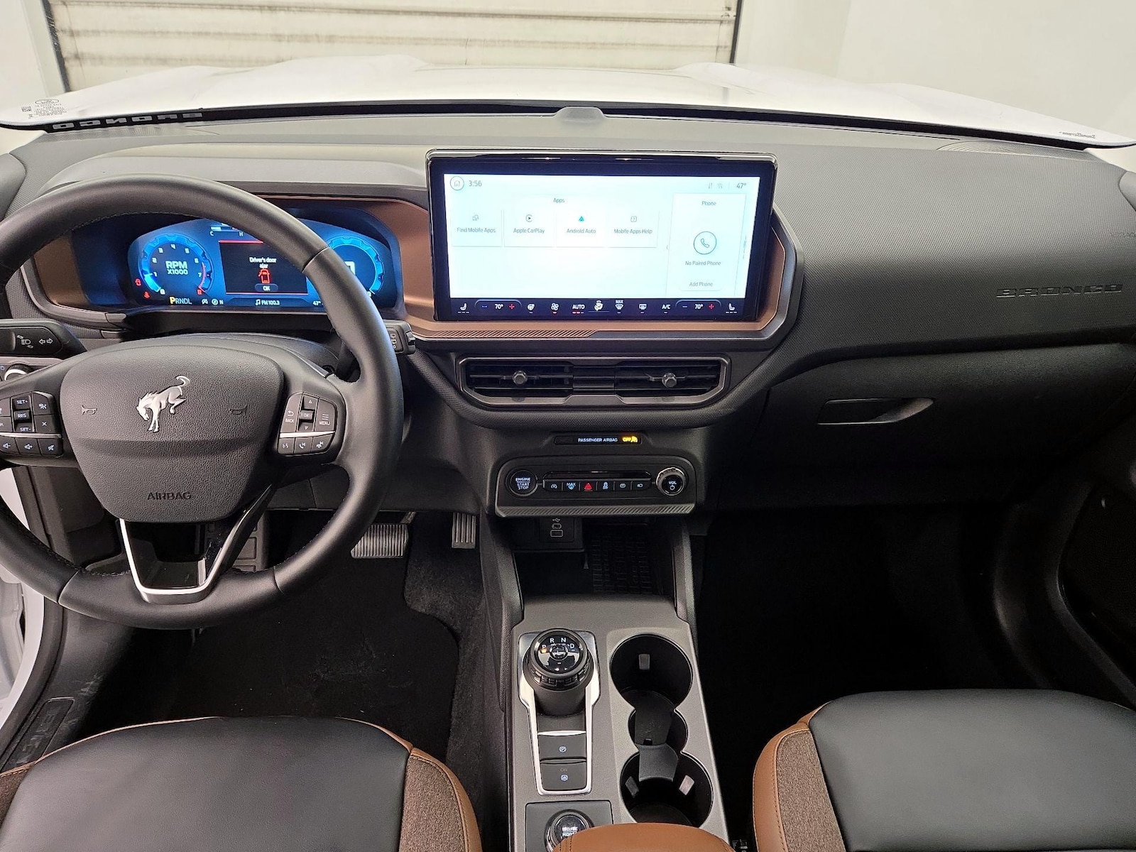 Apple CarPlay® & Android Auto™