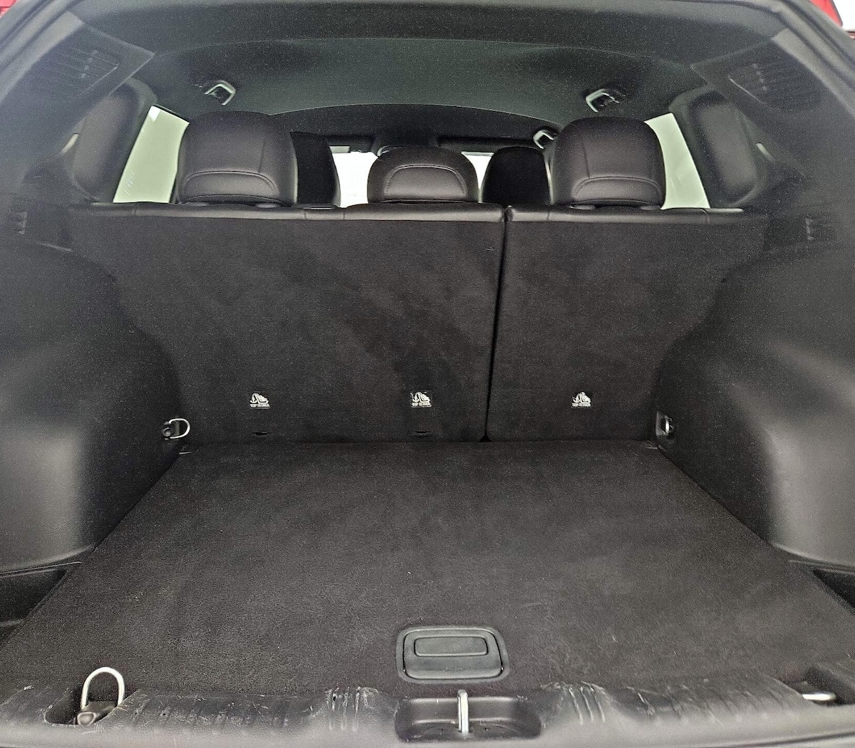 Trunk/Cargo (Seats Up)