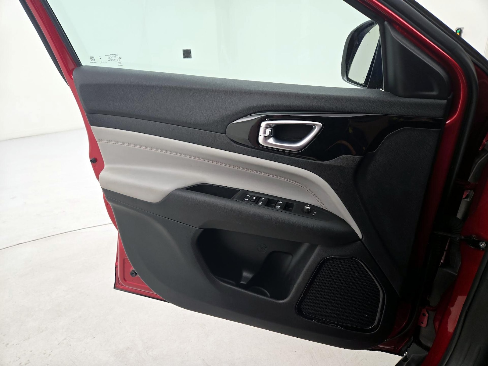 2025 Jeep Compass Limited - Photo 13