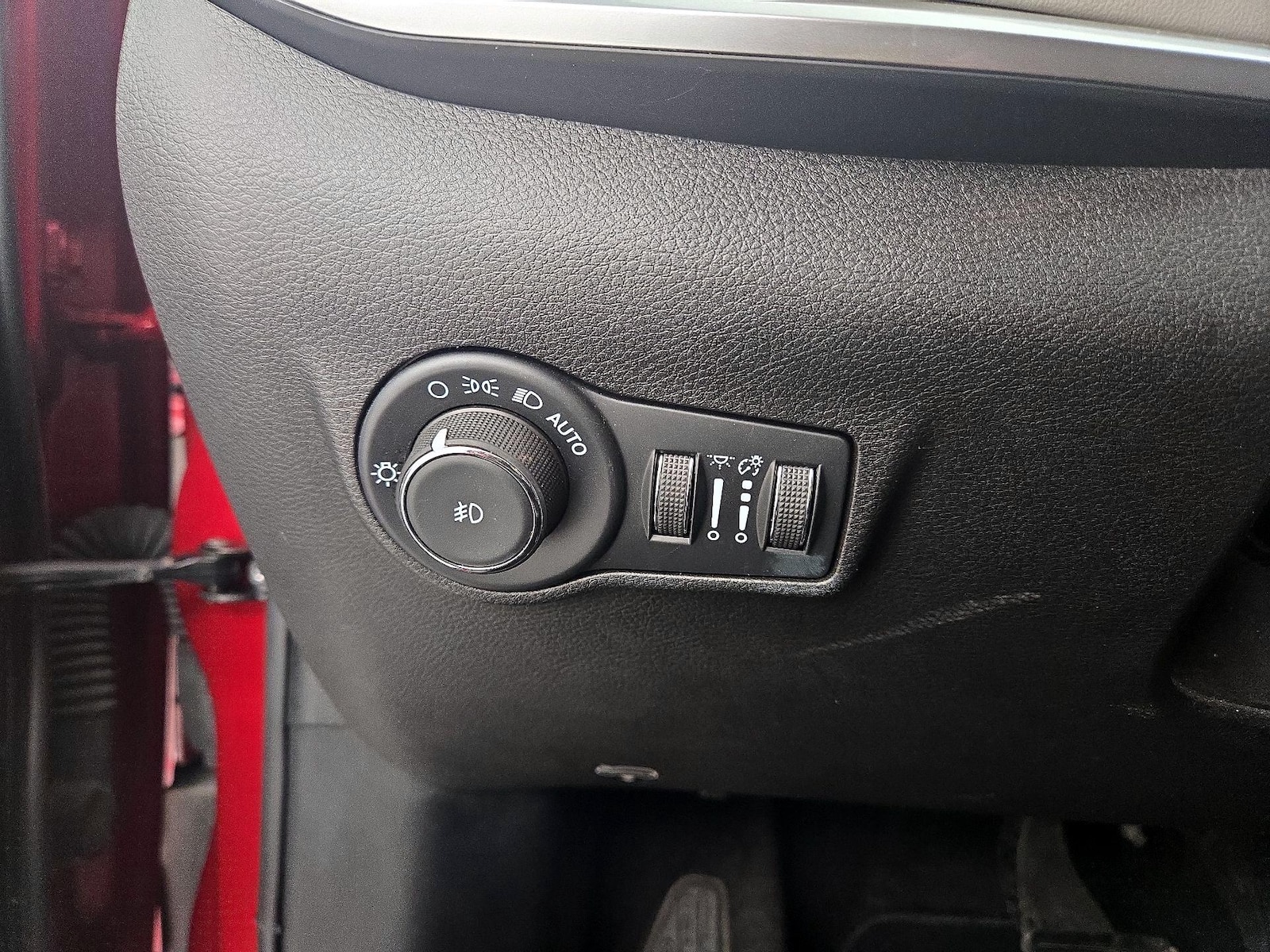 2025 Jeep Compass Limited - Photo 14