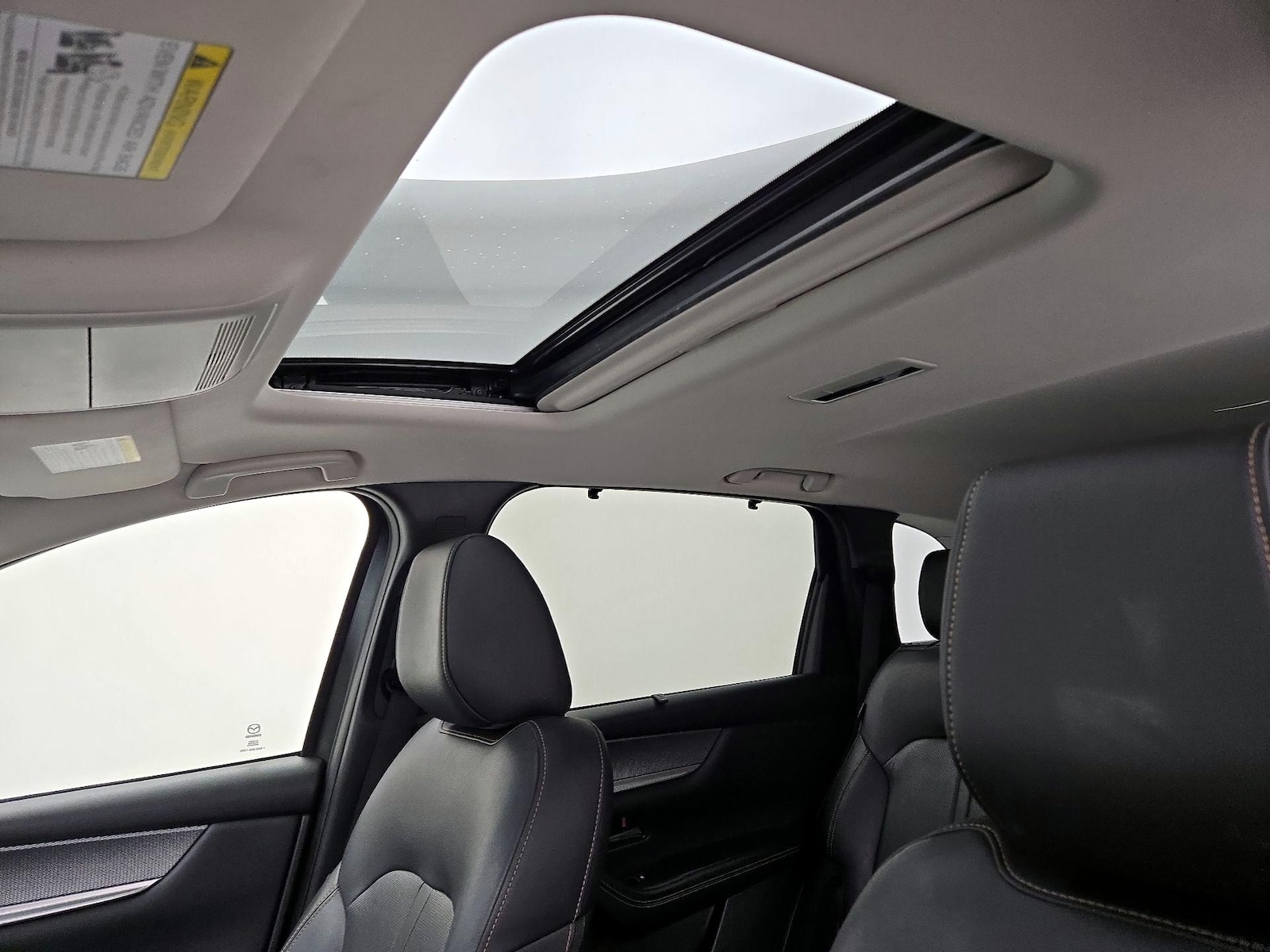 Sunroof(s) & Overhead Airbags