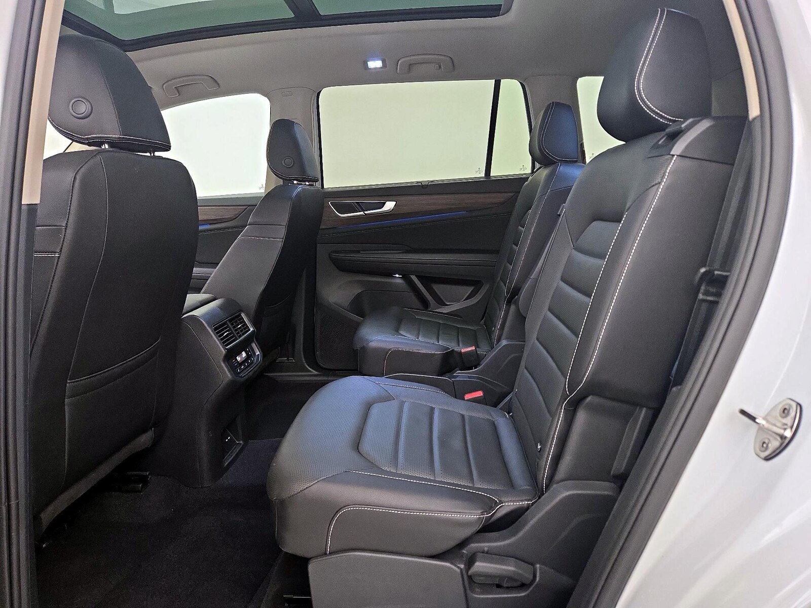 Rear Air Conditioning