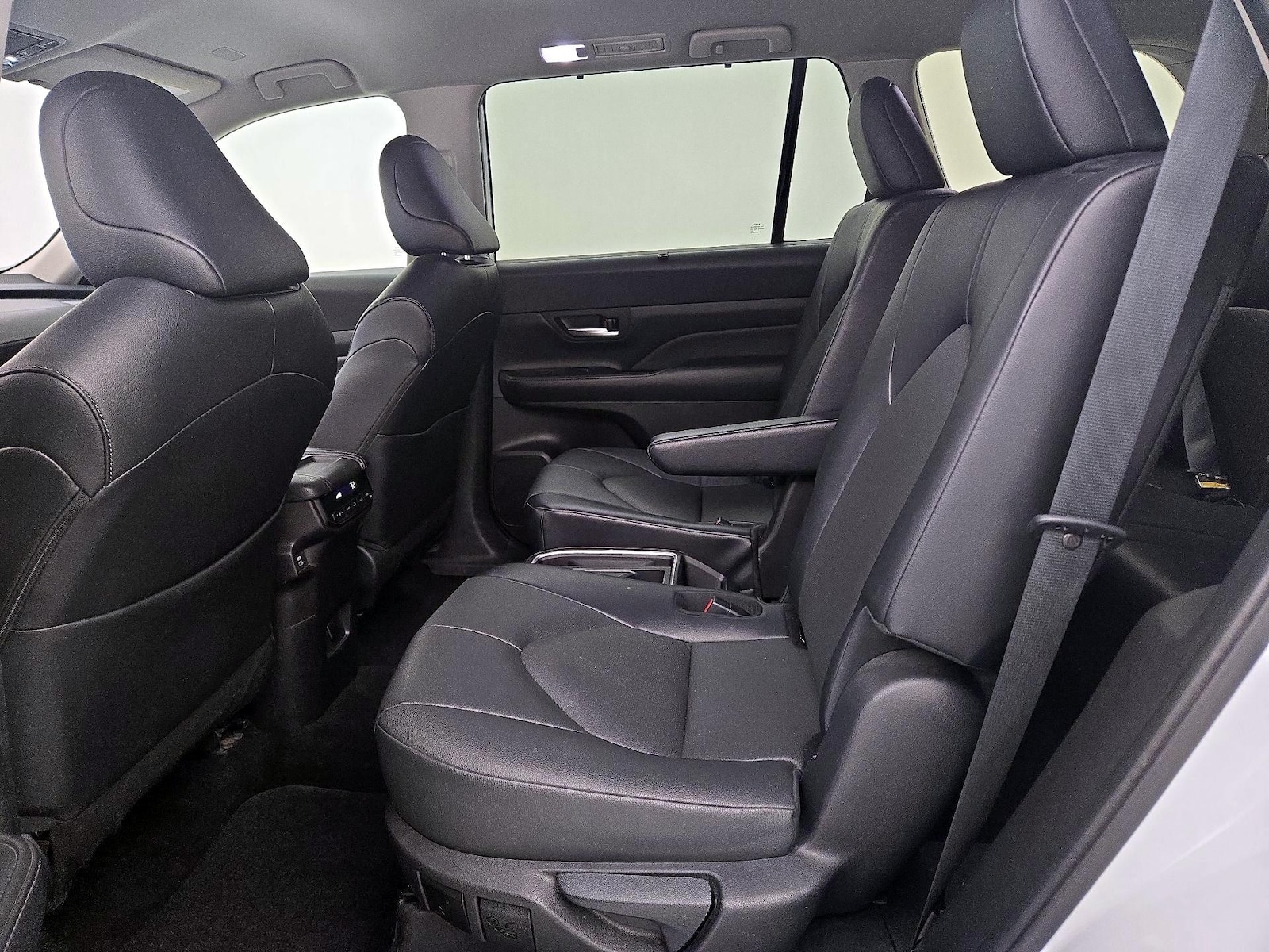 Rear Air Conditioning