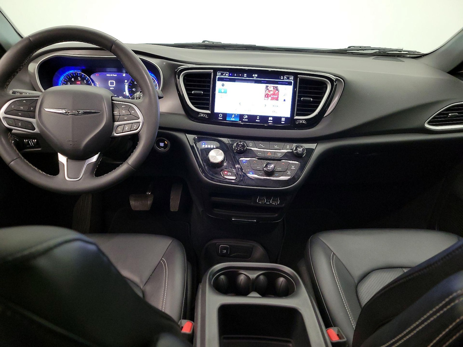 Apple CarPlay® & Android Auto™