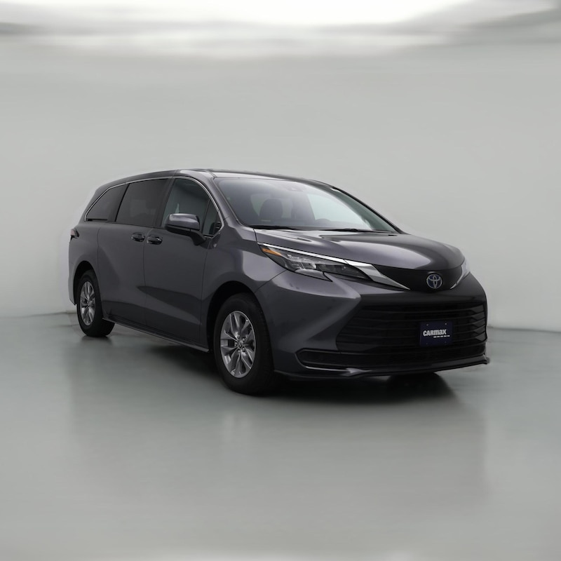 2025 Toyota Sienna LE
