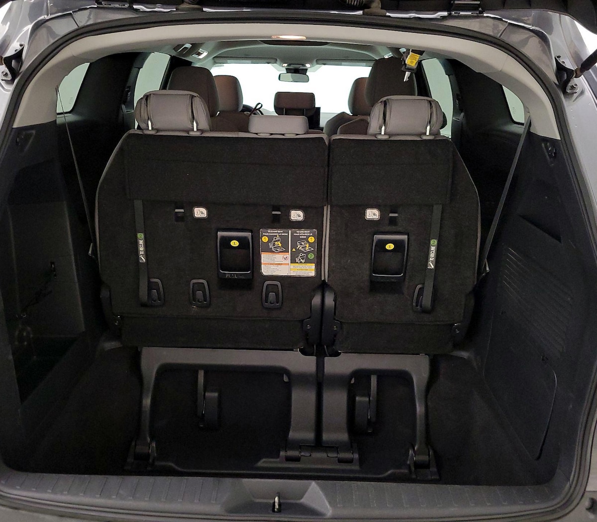 Trunk/Cargo (Seats Up)