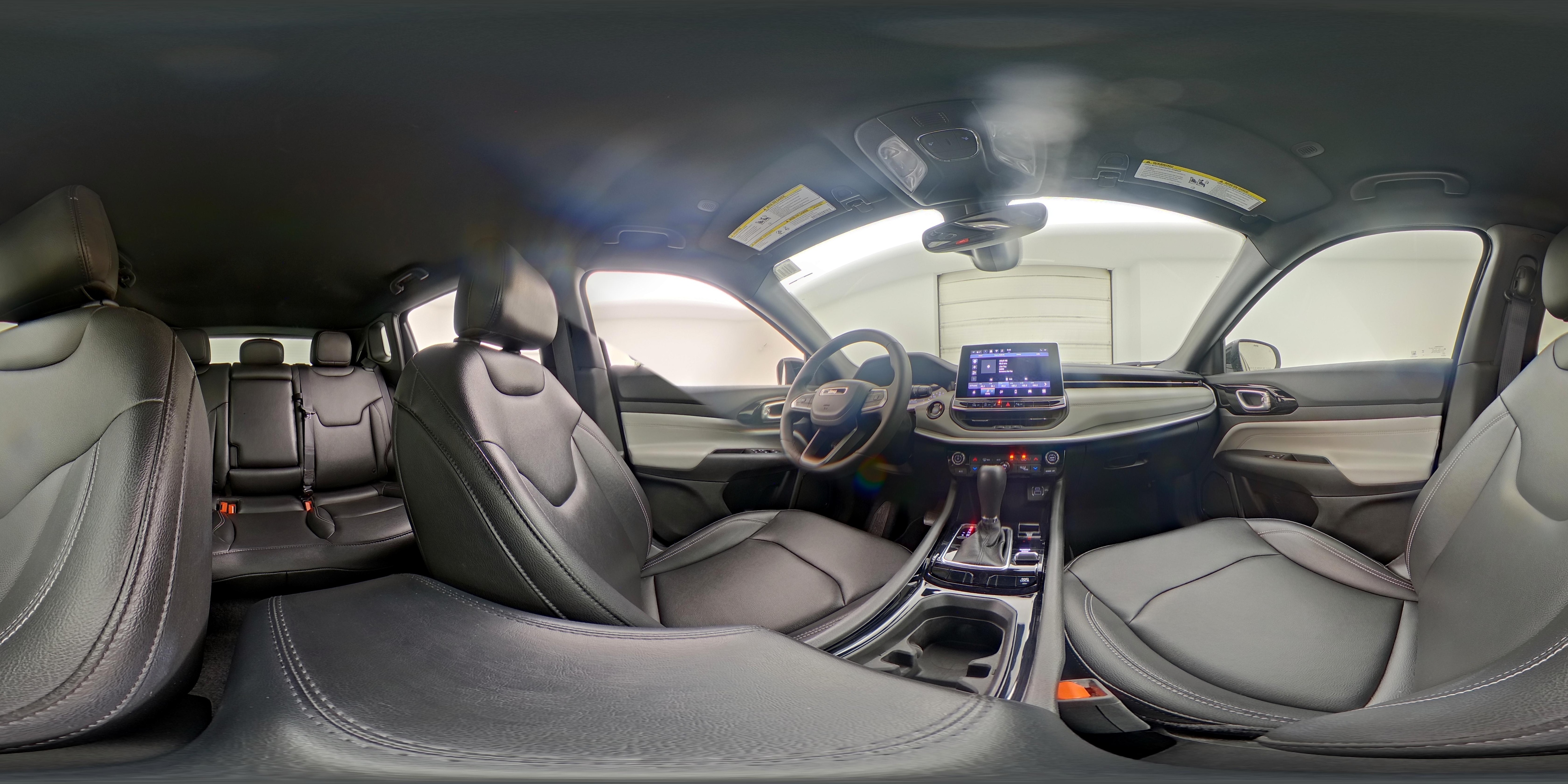 2025 Jeep Compass Limited - Photo 25