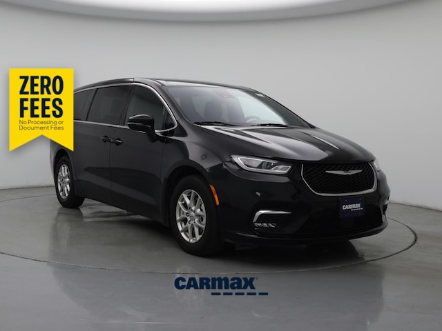 Black 2025 Chrysler Pacifica Minivan Front-Wheel Drive Automatic