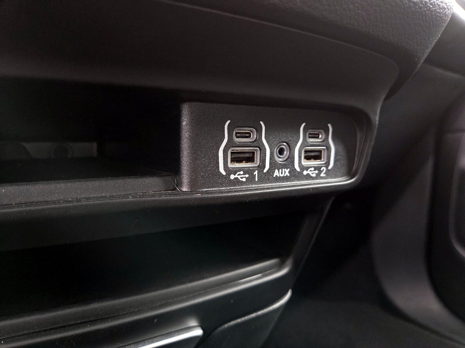 2025 Chrysler Pacifica Select - Photo 19