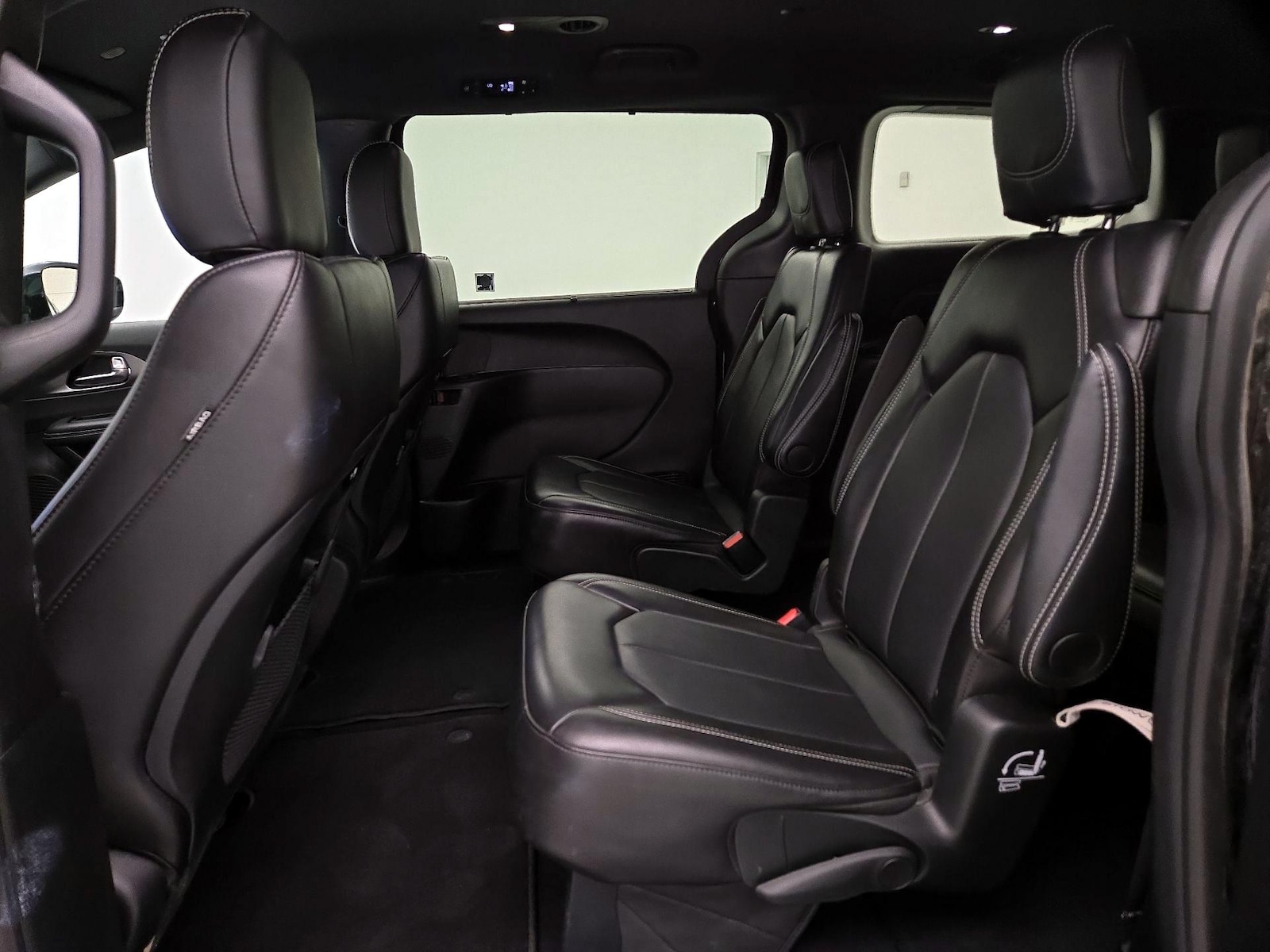 2025 Chrysler Pacifica Select - Photo 20
