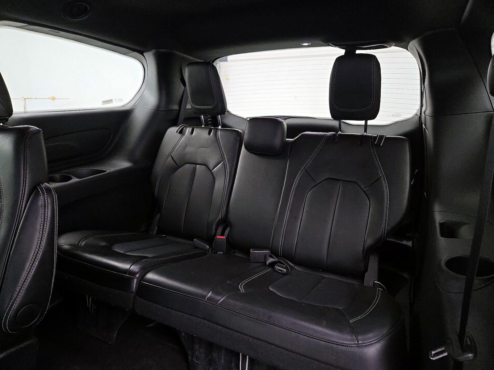 2025 Chrysler Pacifica Select - Photo 21