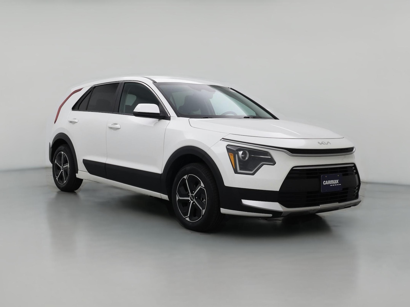 2025 Kia Niro LX