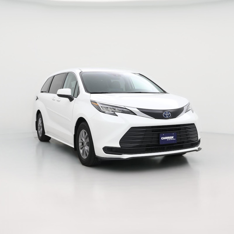 2023 Toyota Sienna Hybrid LE