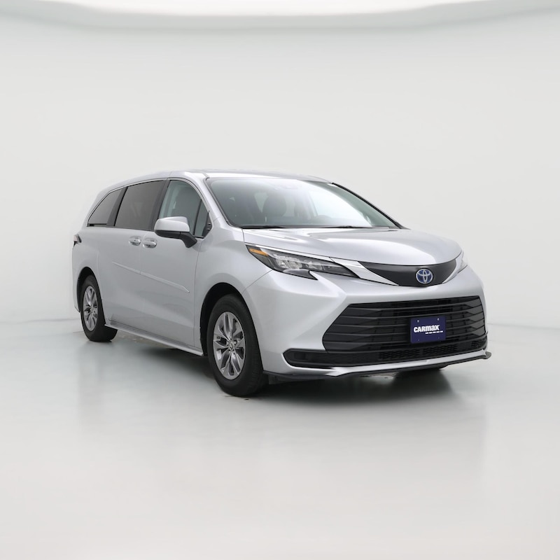 2024 Toyota Sienna Hybrid LE