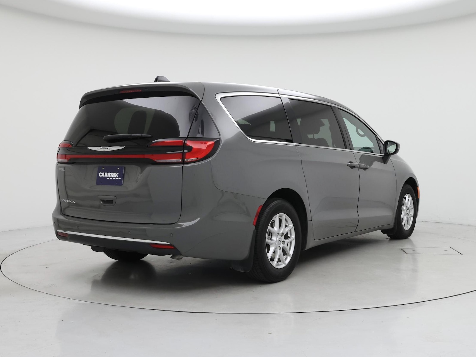 2023 Chrysler Pacifica Touring - Photo 9