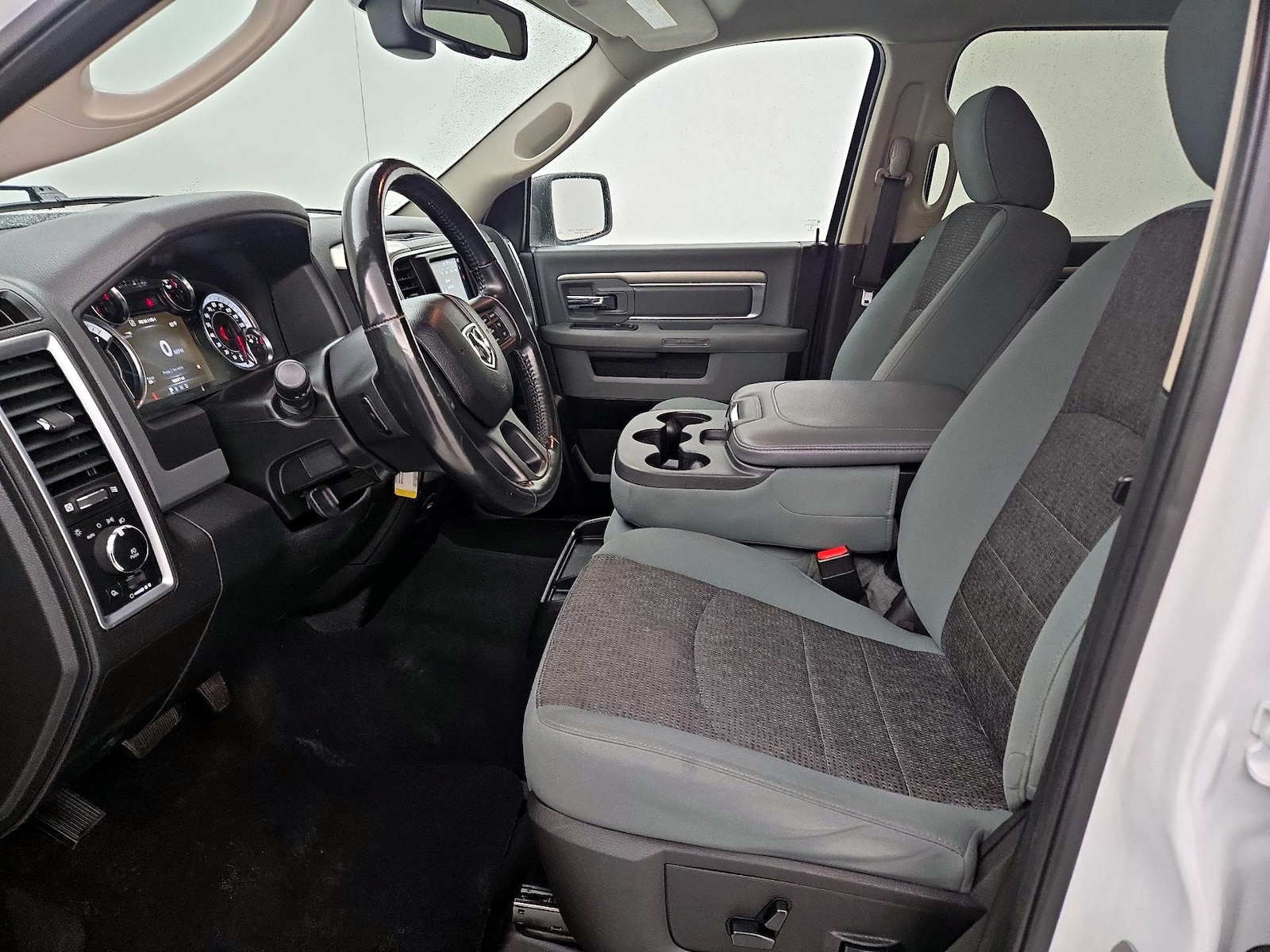 Power Seat(s) & Side Airbags
