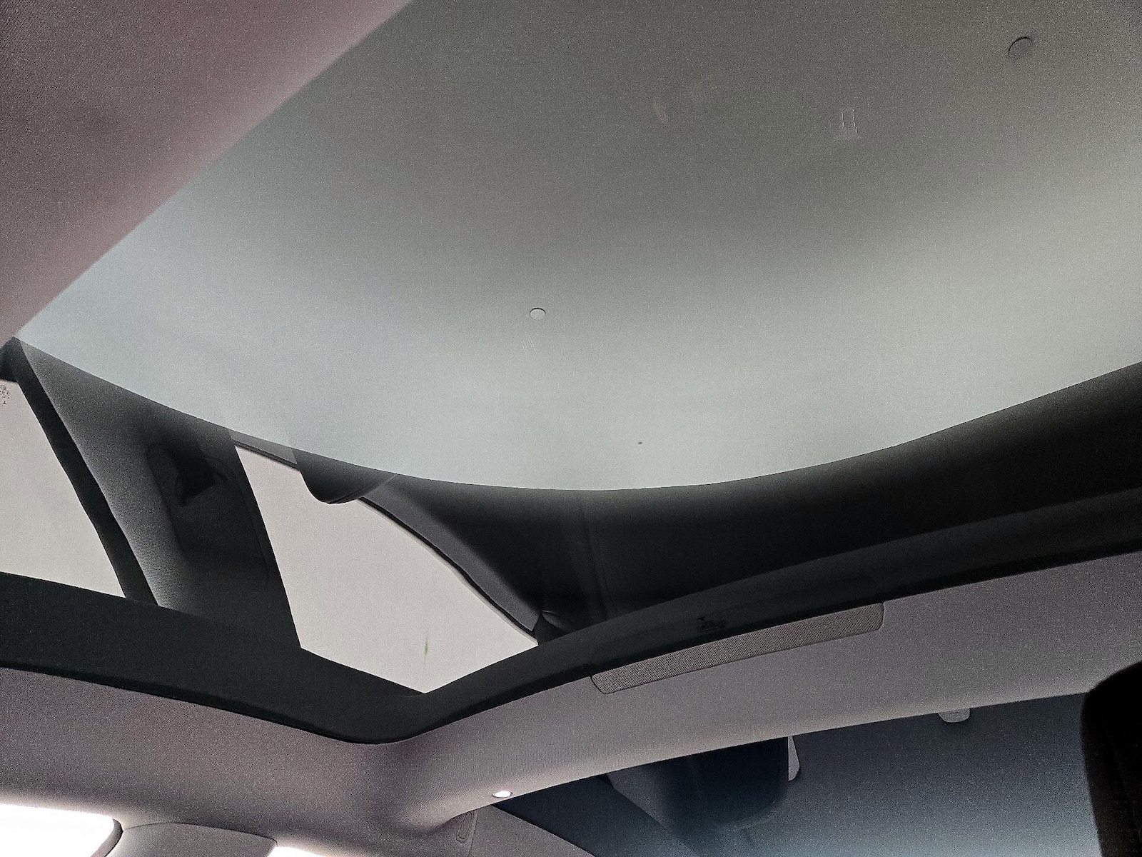 Skylight(s) & Overhead Airbags