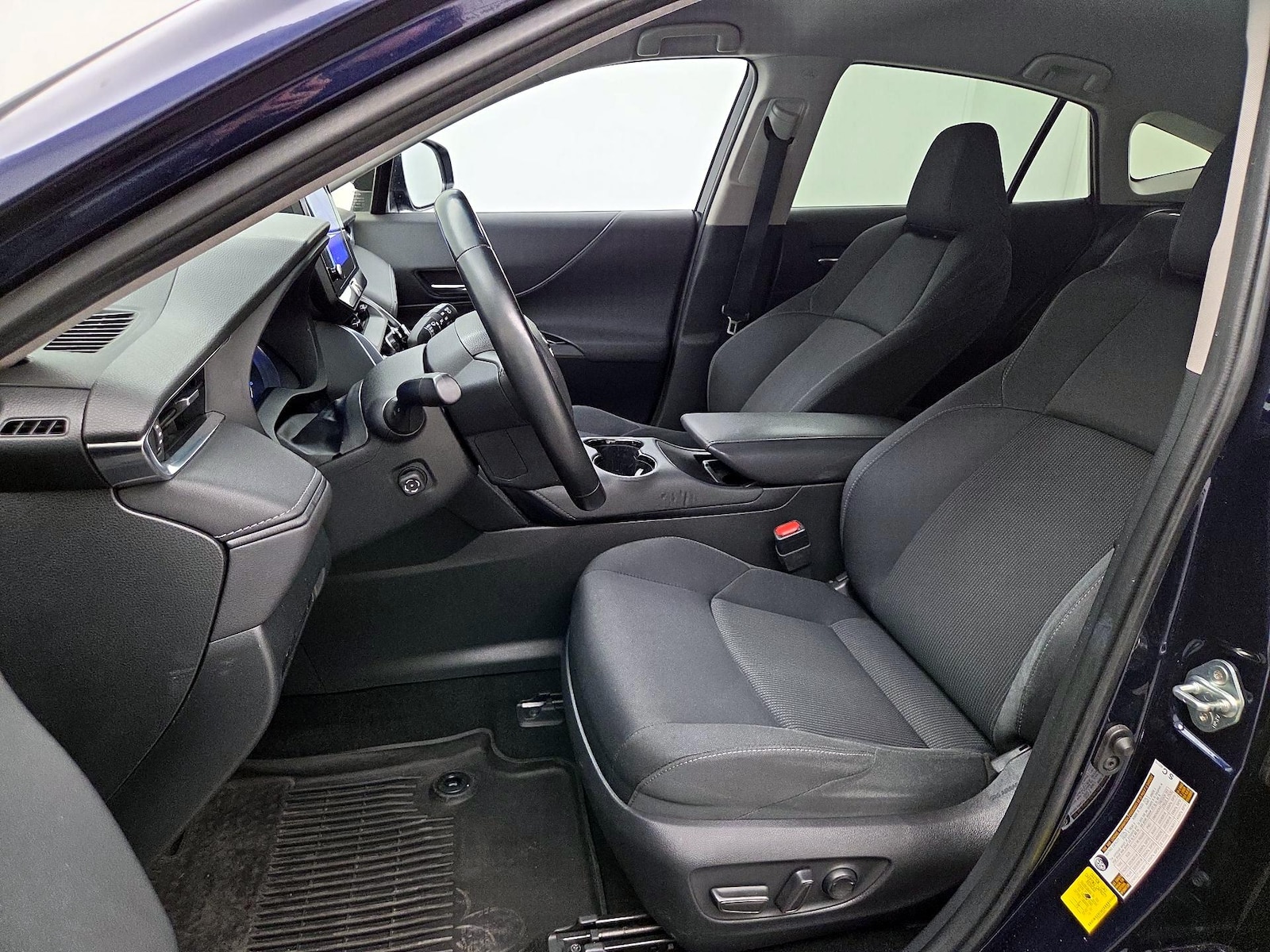 Power Seat(s) & Side Airbags
