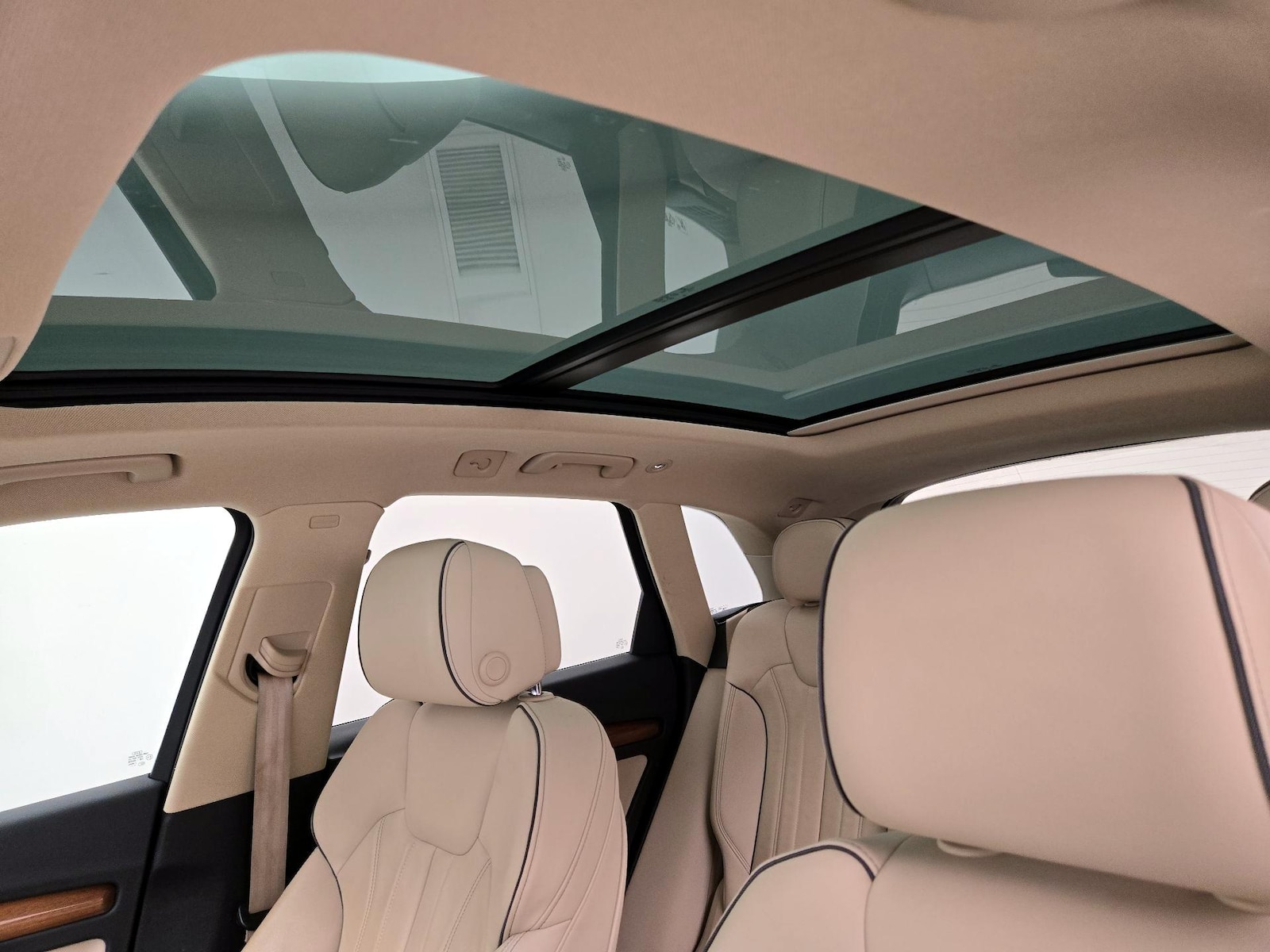 Panoramic Sunroof