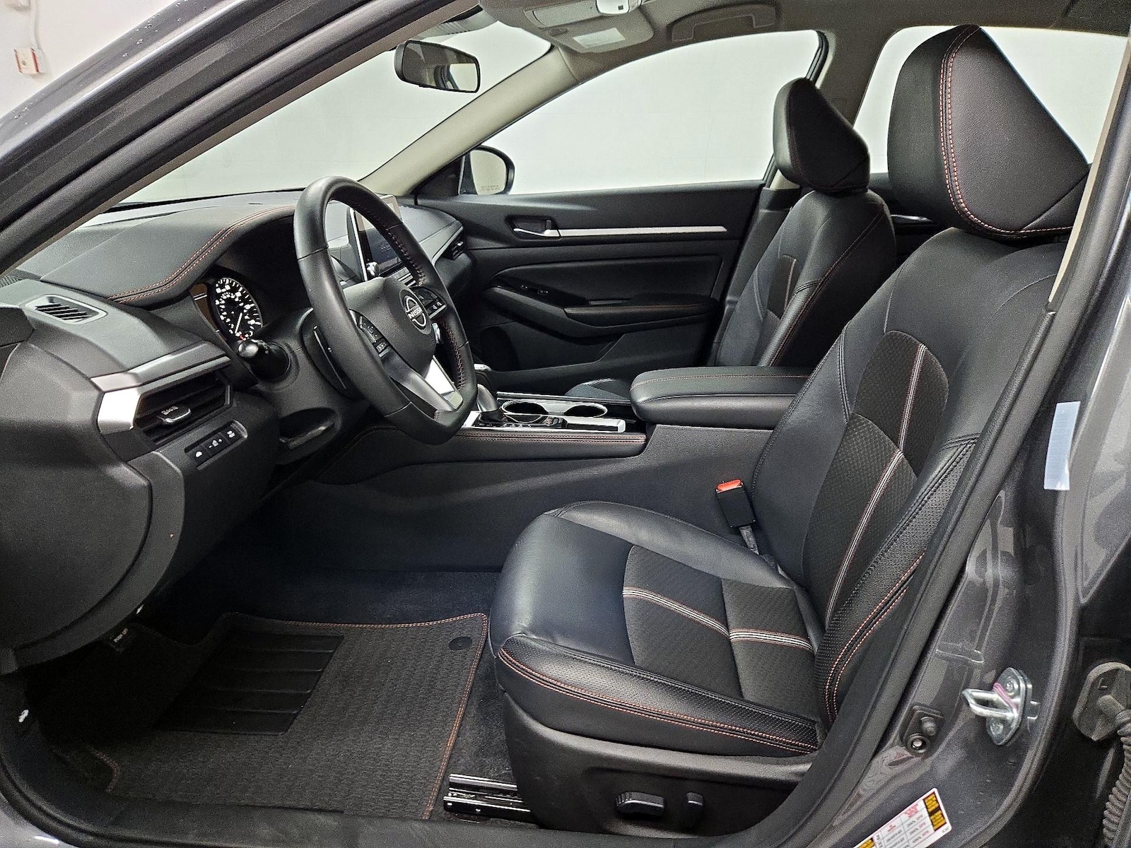 Power Seat(s) & Side Airbags