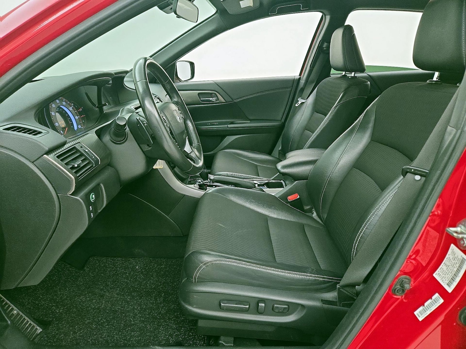 Power Seat(s) & Side Airbags