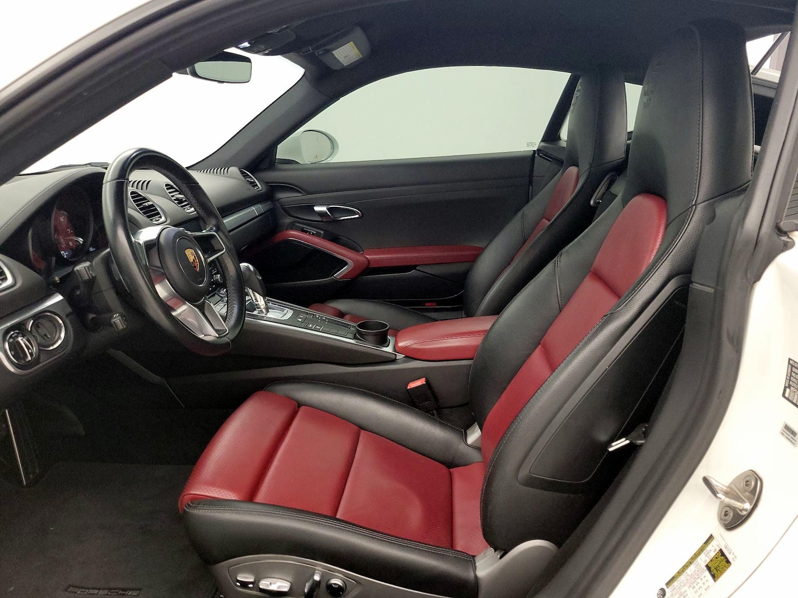Power Seat(s) & Leather Seats