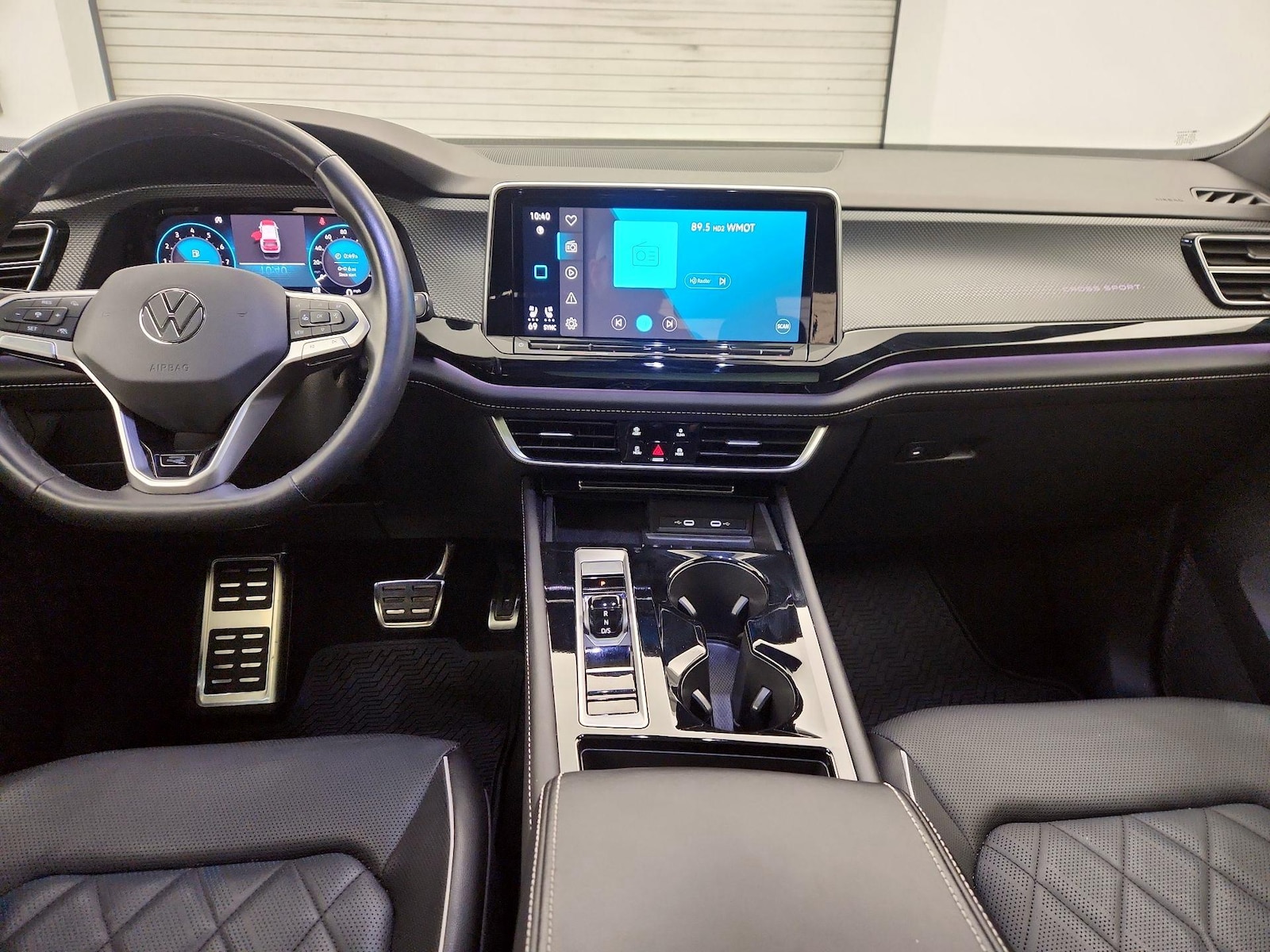 Apple CarPlay® & Android Auto™