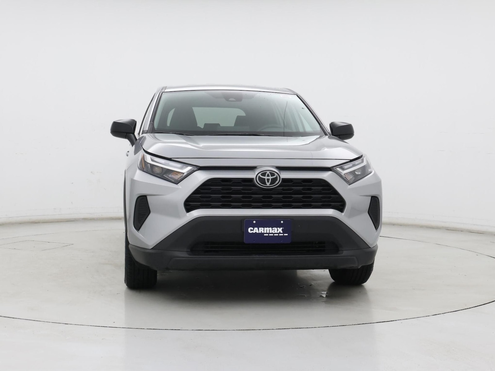 2025 Toyota RAV4 LE - Photo 6