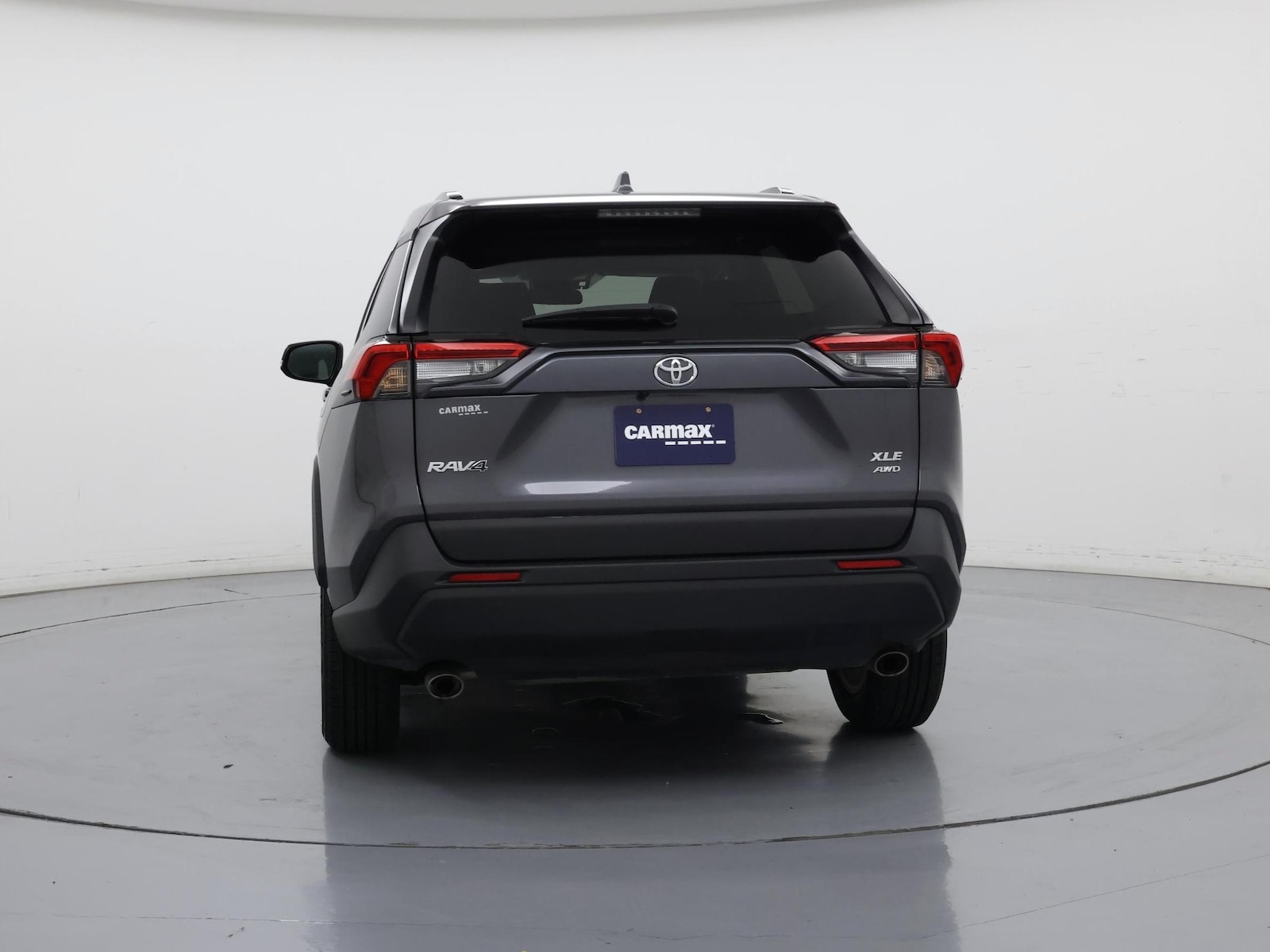 2024 Toyota RAV4 XLE - Photo 7