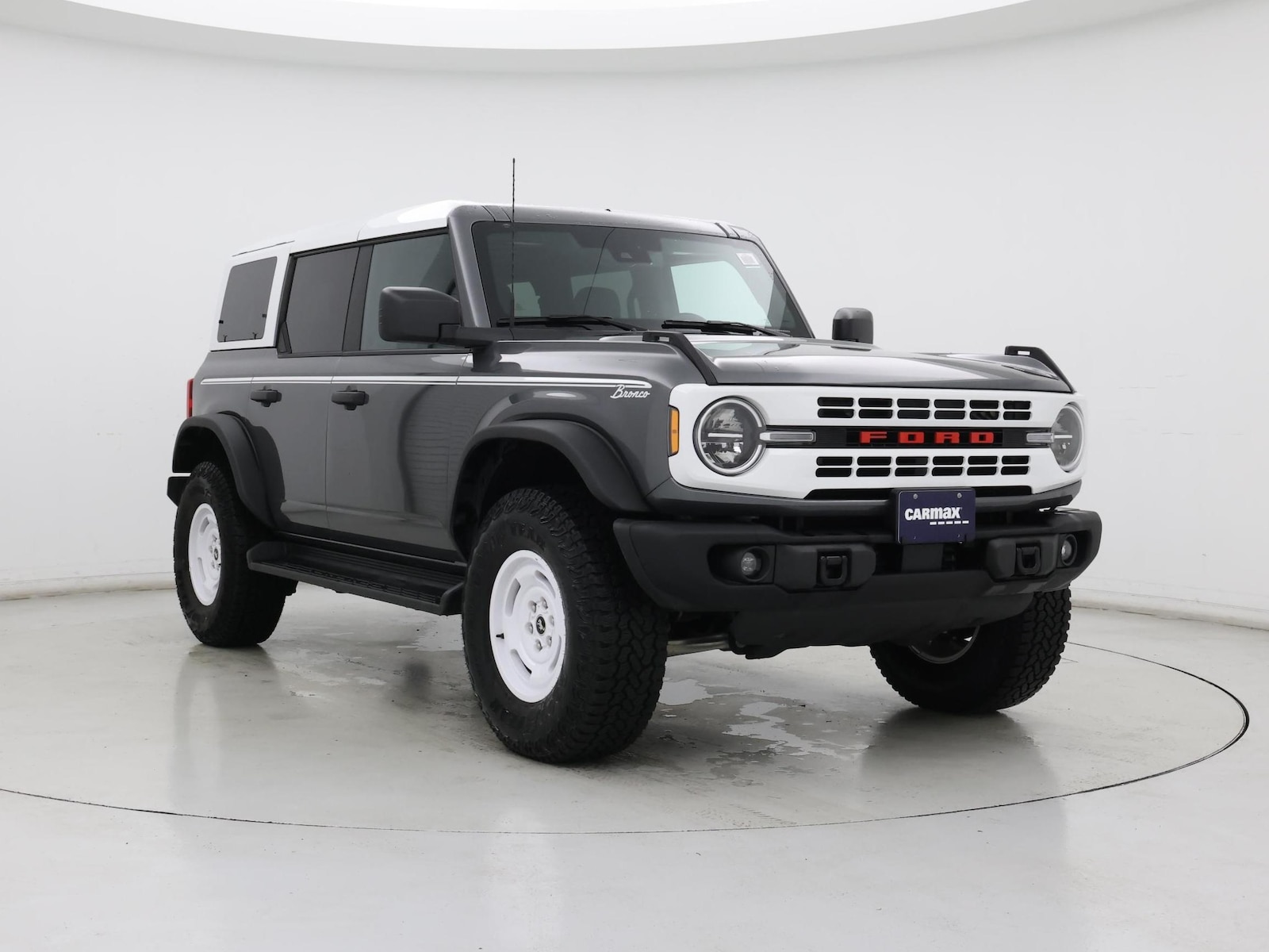 2025 Ford Bronco 4-Door Heritage Editon - Photo 2