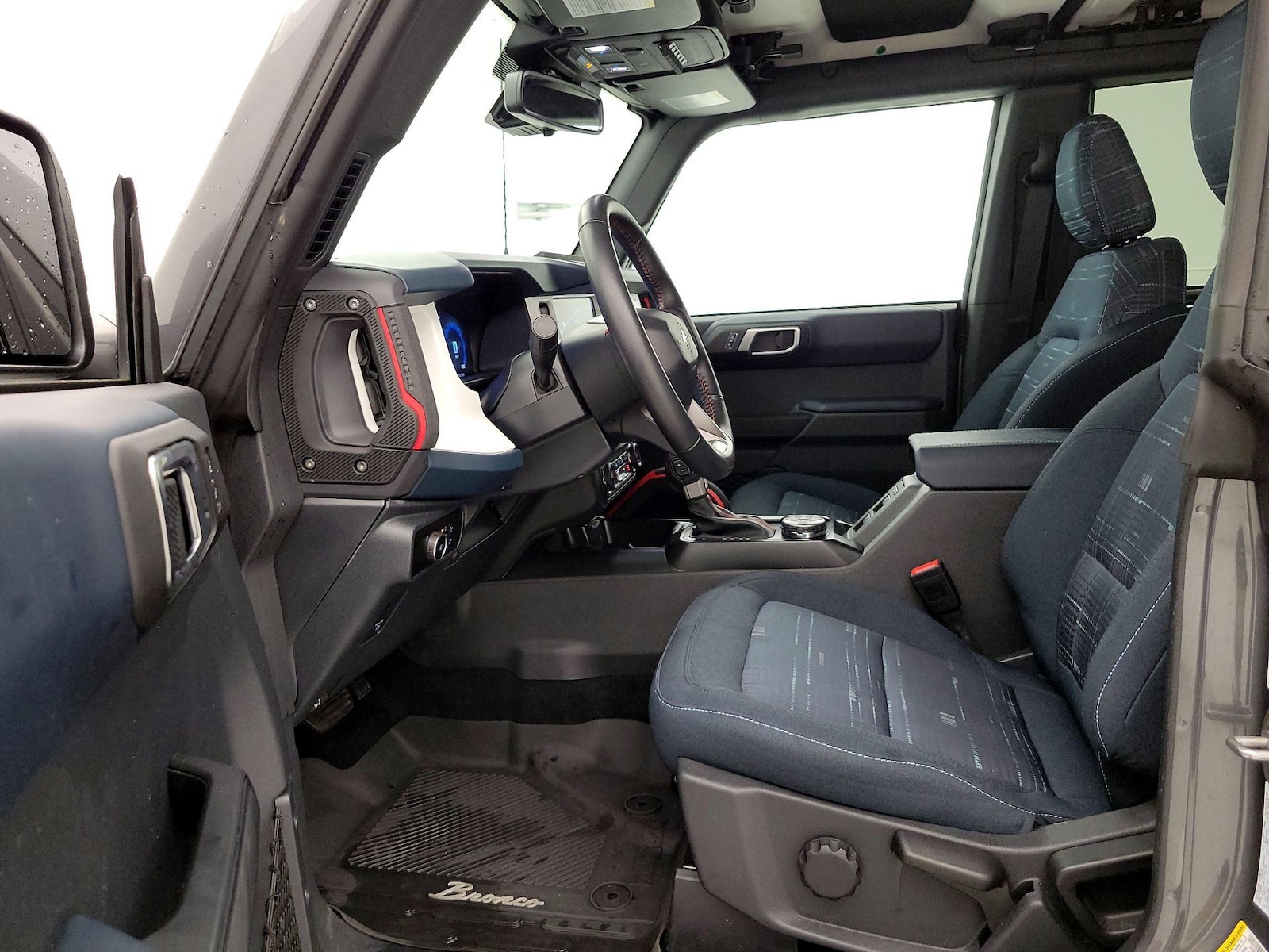 2025 Ford Bronco 4-Door Heritage Editon - Photo 12
