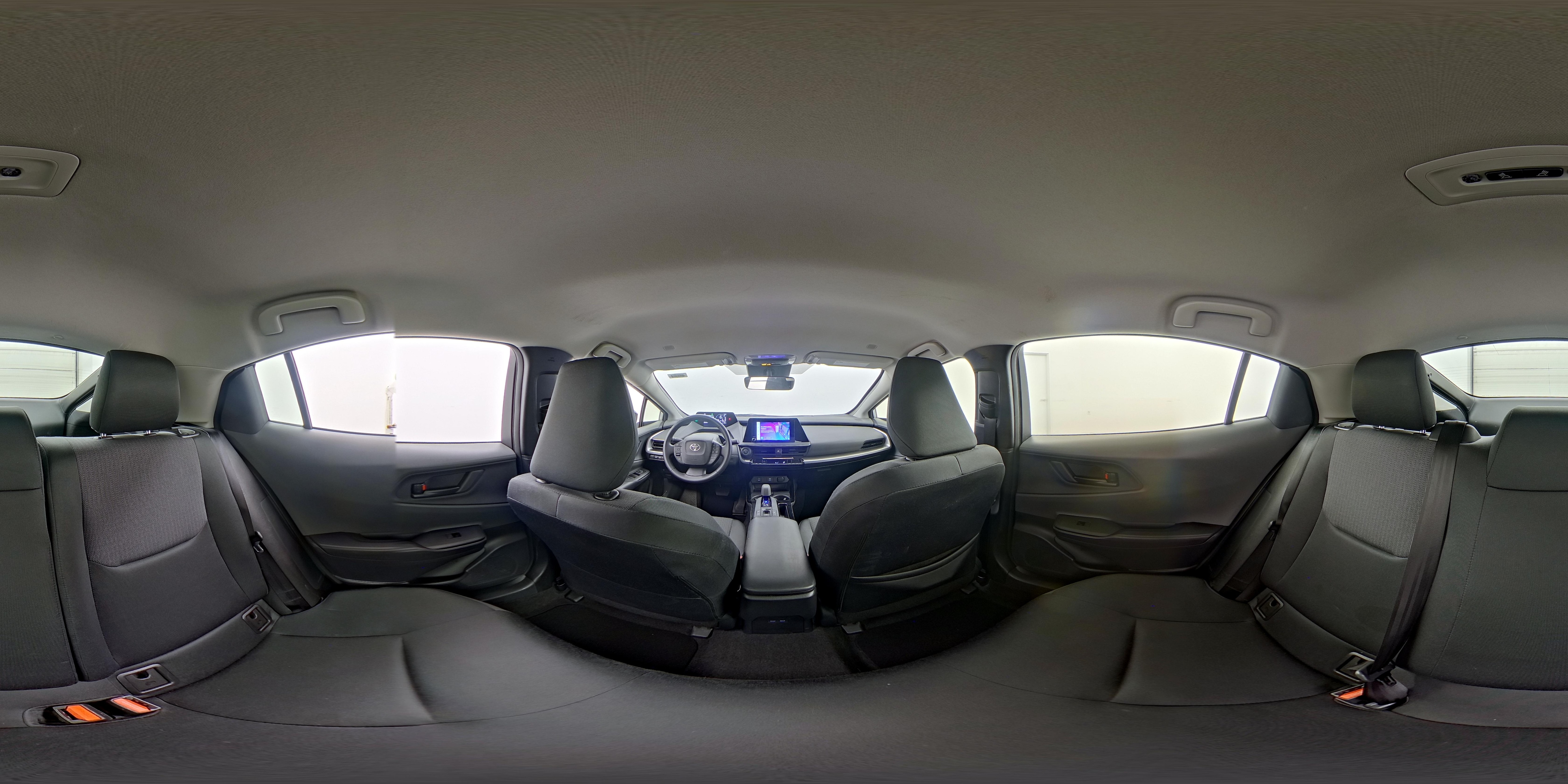 2025 Toyota Prius LE - Photo 26