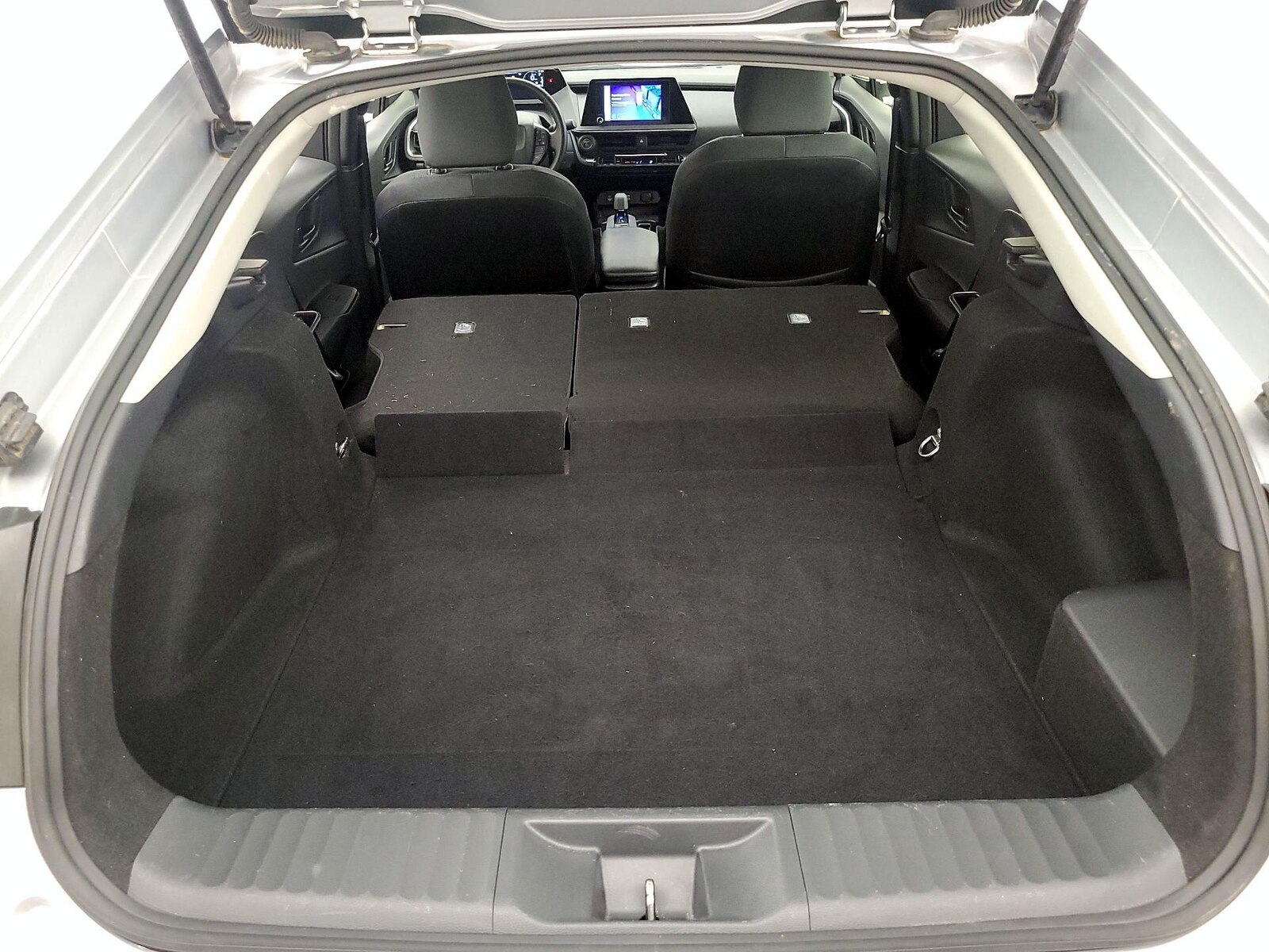 2025 Toyota Prius LE - Photo 22