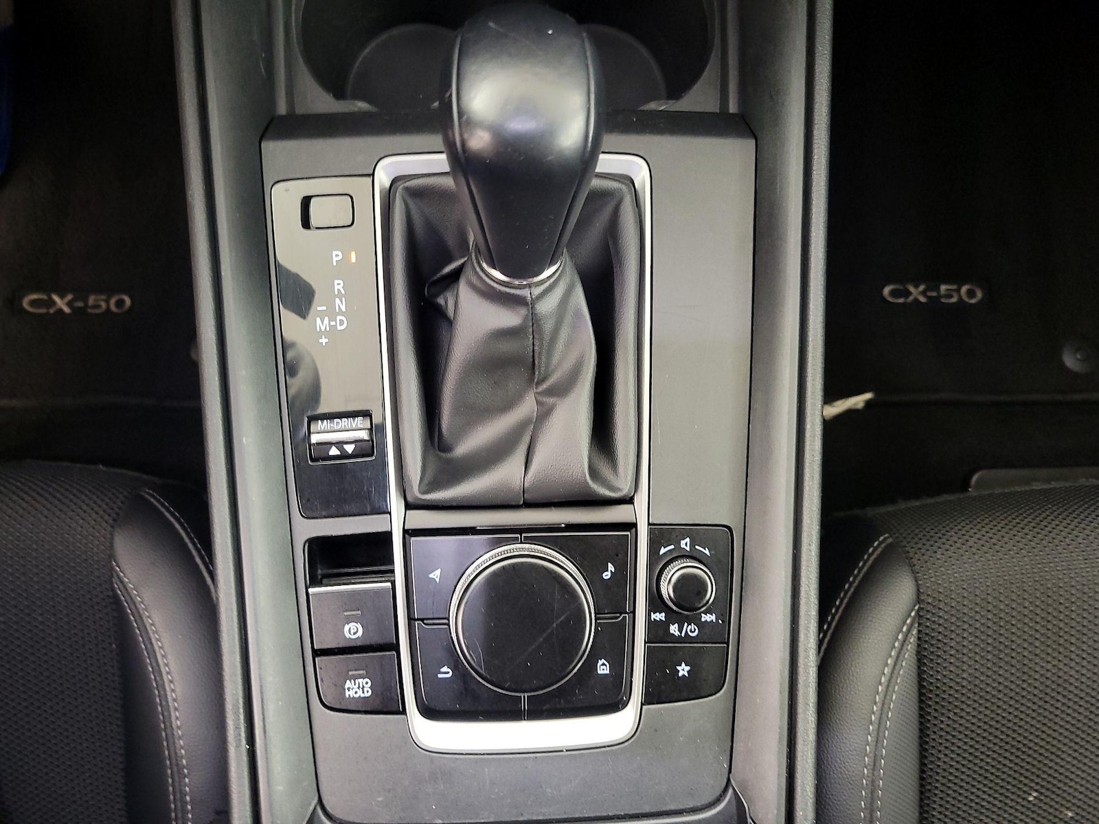 2025 Mazda CX-50 Premium - Photo 18