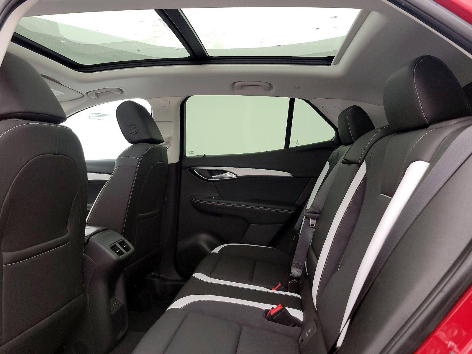 2025 Buick Envision Sport Touring - Photo 25