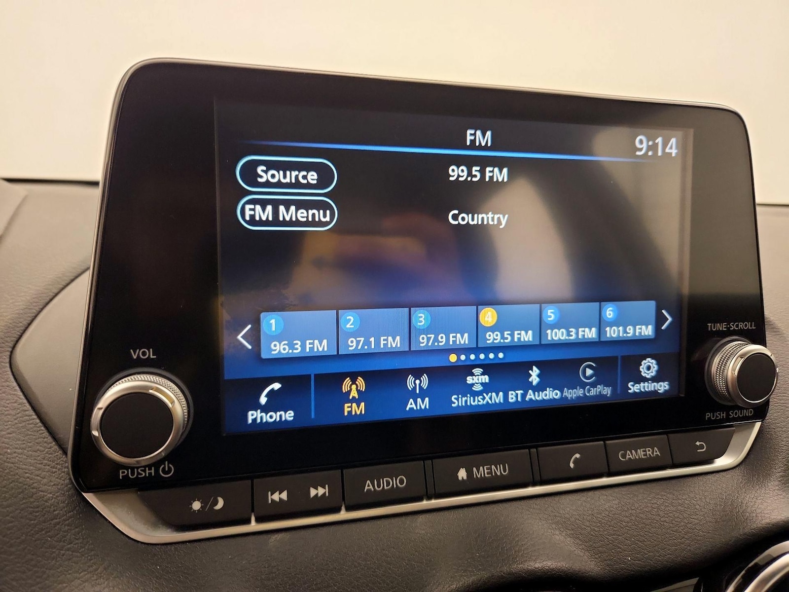 2025 Nissan Sentra SV - Photo 16