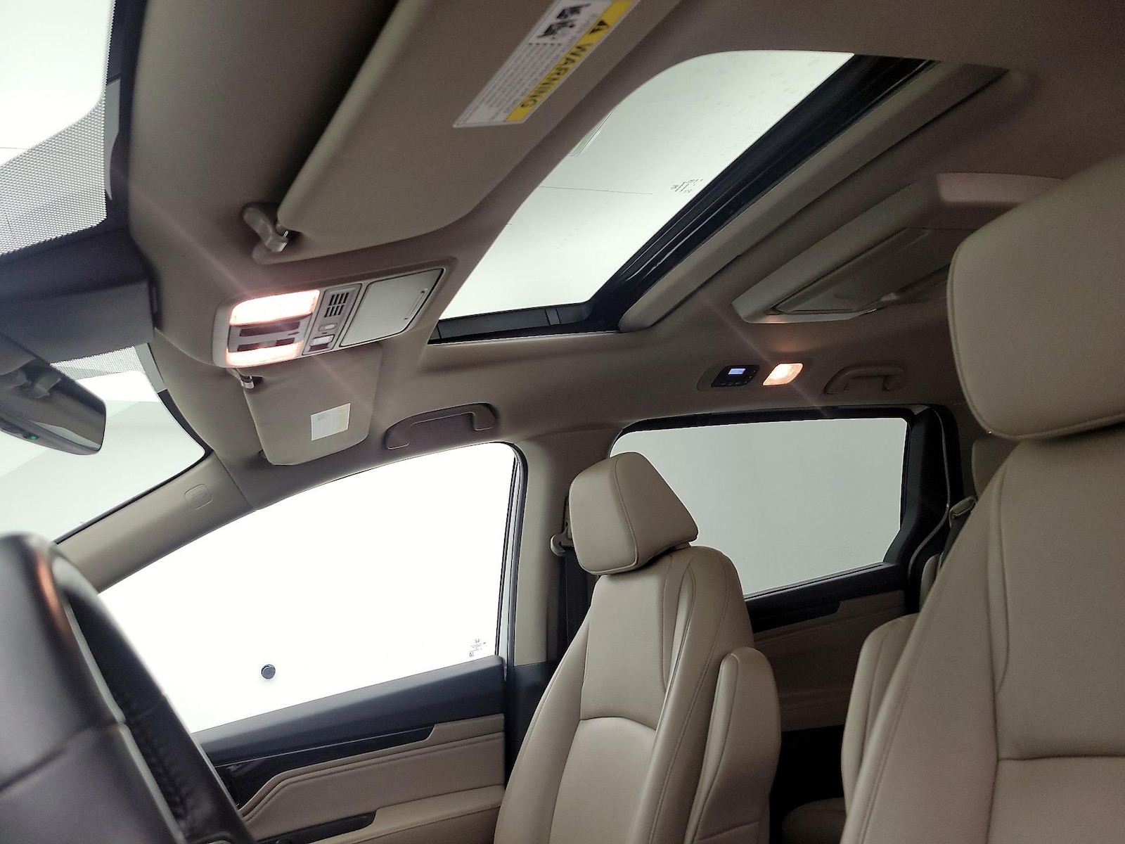 2021 Honda Odyssey Touring - Photo 21
