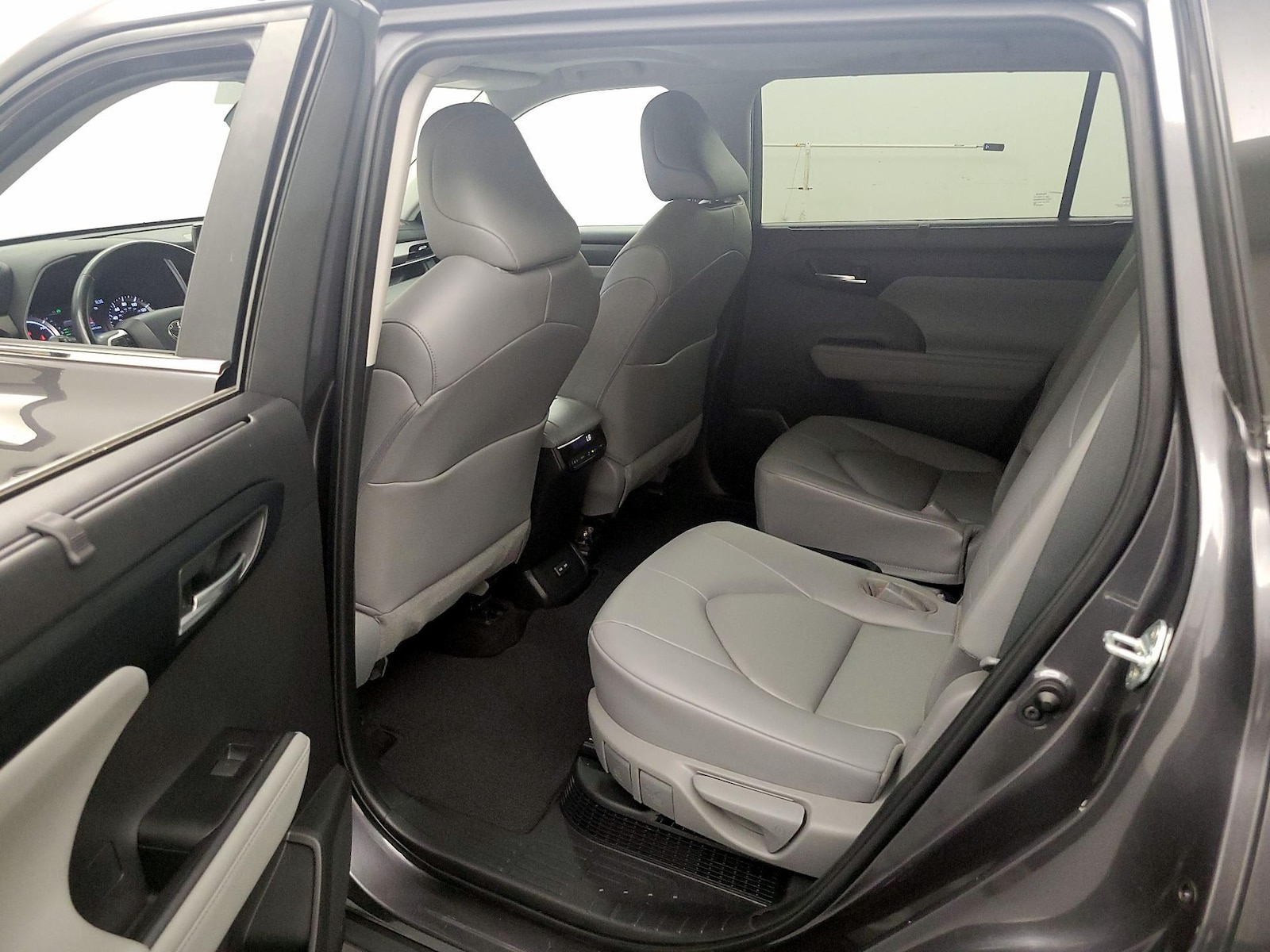 Rear Air Conditioning