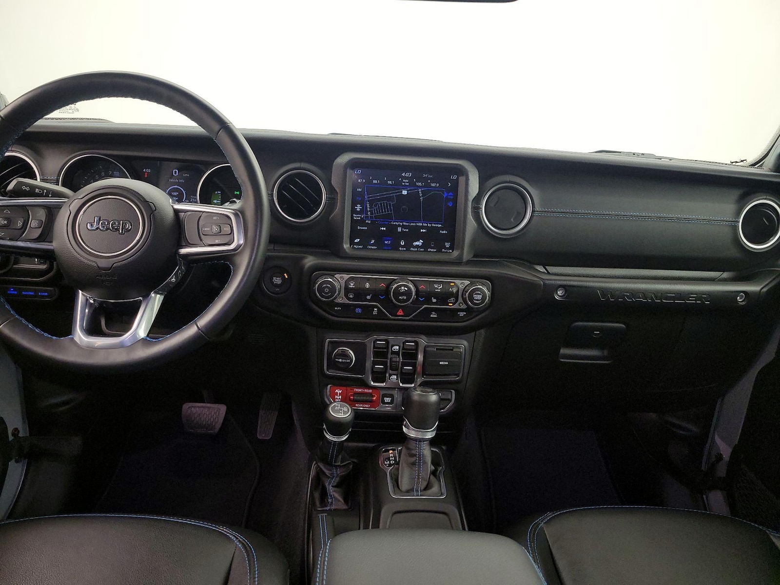 Apple CarPlay® & Android Auto™