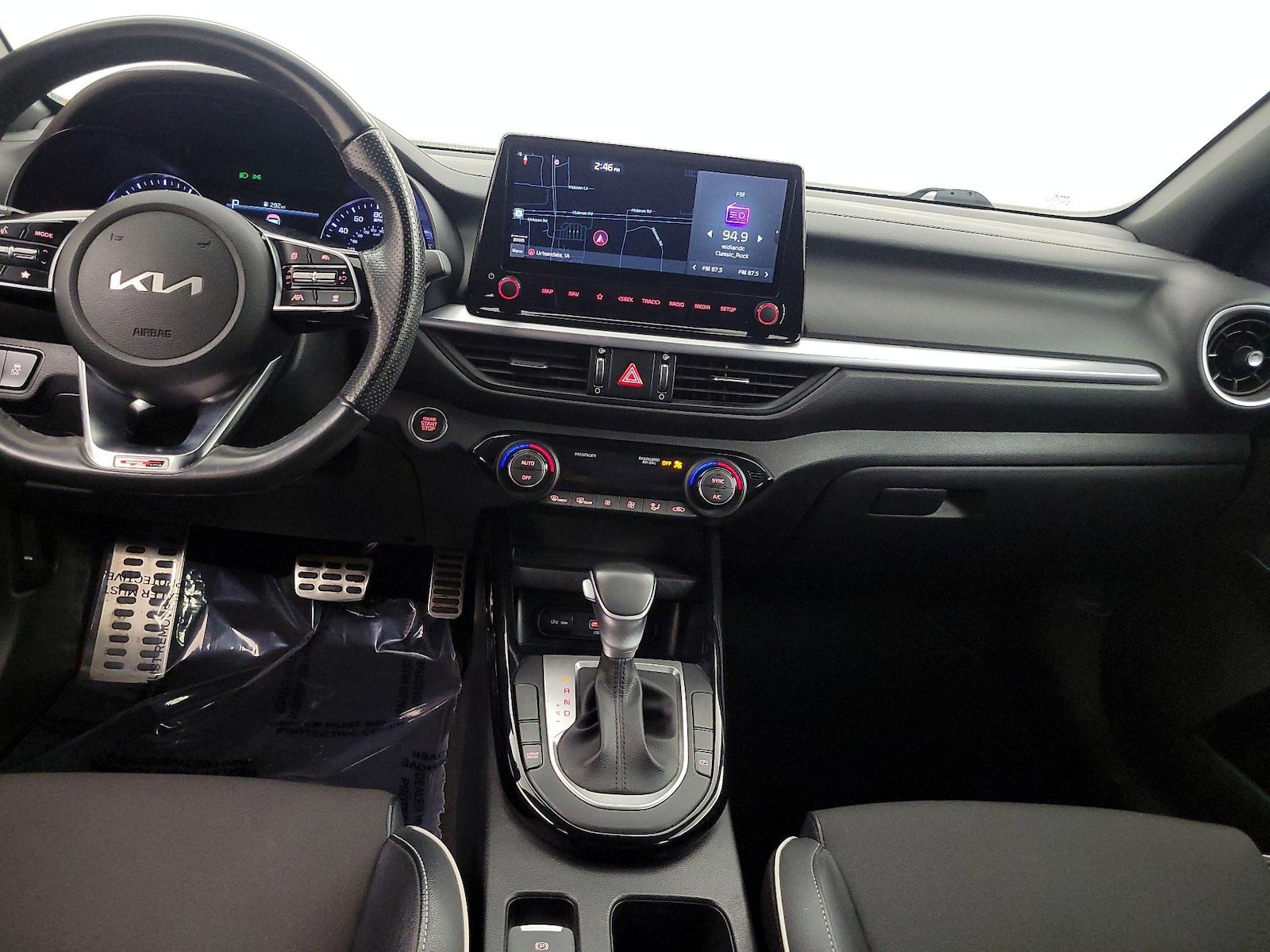 Apple CarPlay® & Android Auto™