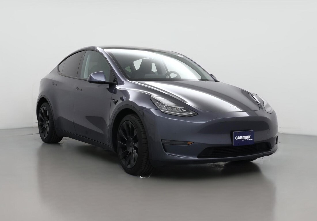 2021 Tesla Model Y Long Range All-Wheel Drive in Gray — CarMax photo