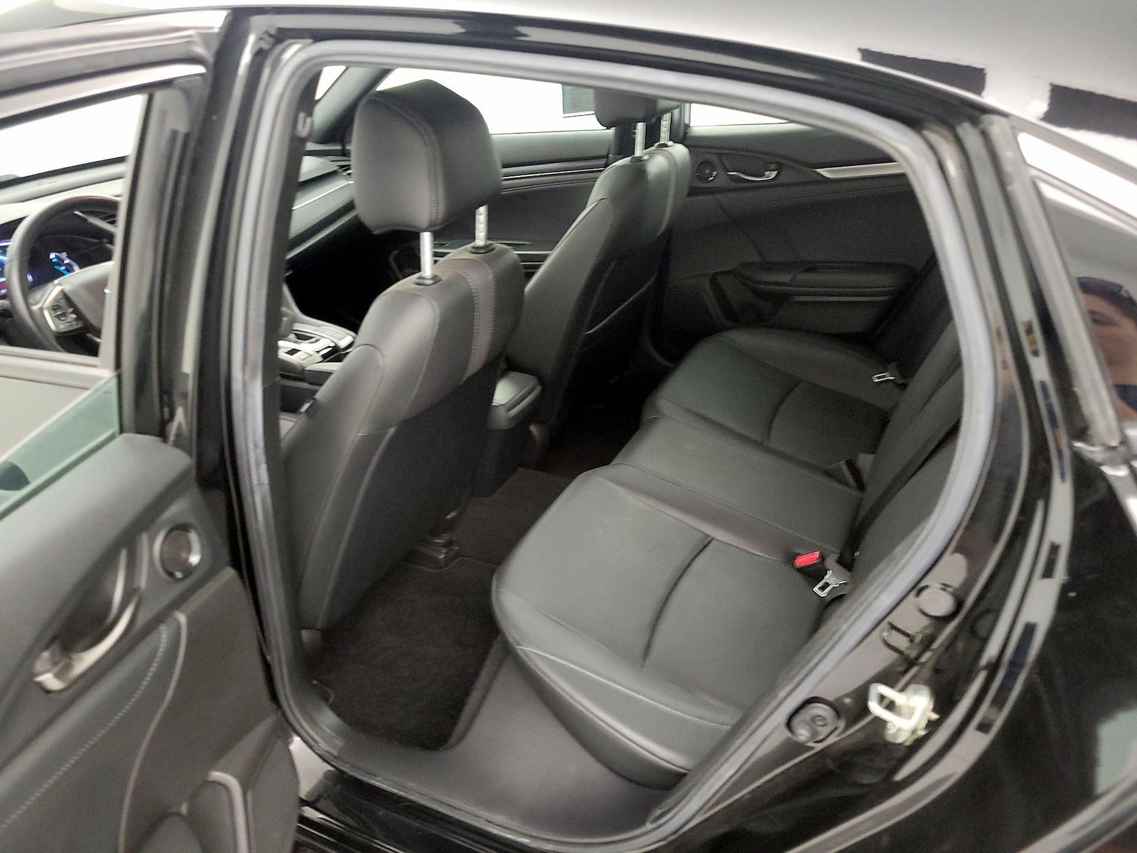 2020 Honda Civic Hatchback EX-L - Photo 21